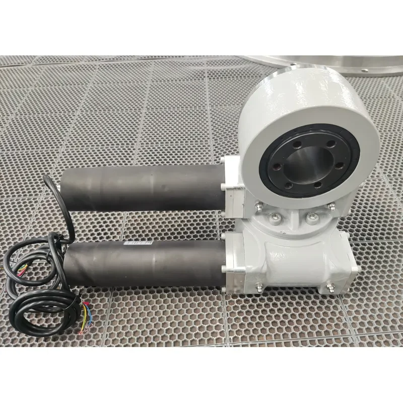 Smallest Dual Axis Svh3 Slewing Drive Worm Gear