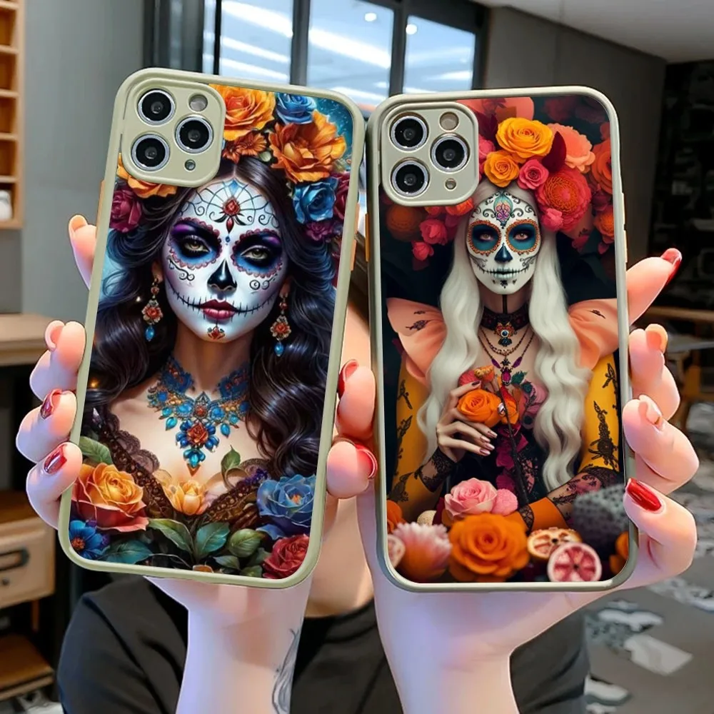 

Catrina Beautiful Rose Girl Skull Phone Case For IPhone 14 11 12 13 Mini Pro Max 8 7 Plus X XR XS MAX Translucent Matte Cover