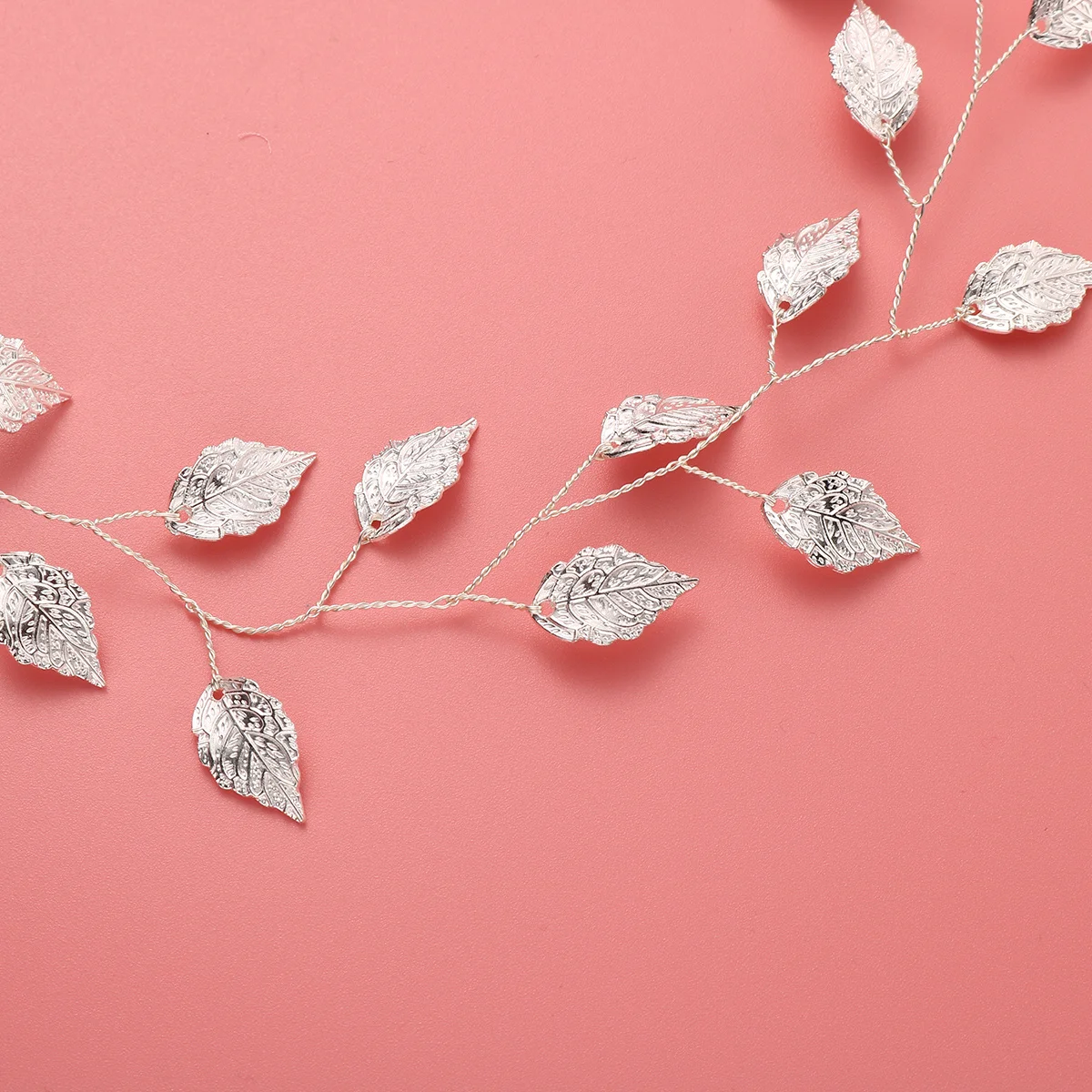 

1Pcs Leaf Hair Chain Elegant Wedding Headband Party Headdress Silver Bridal Hair Hoop for Women Girls Wedding Headband