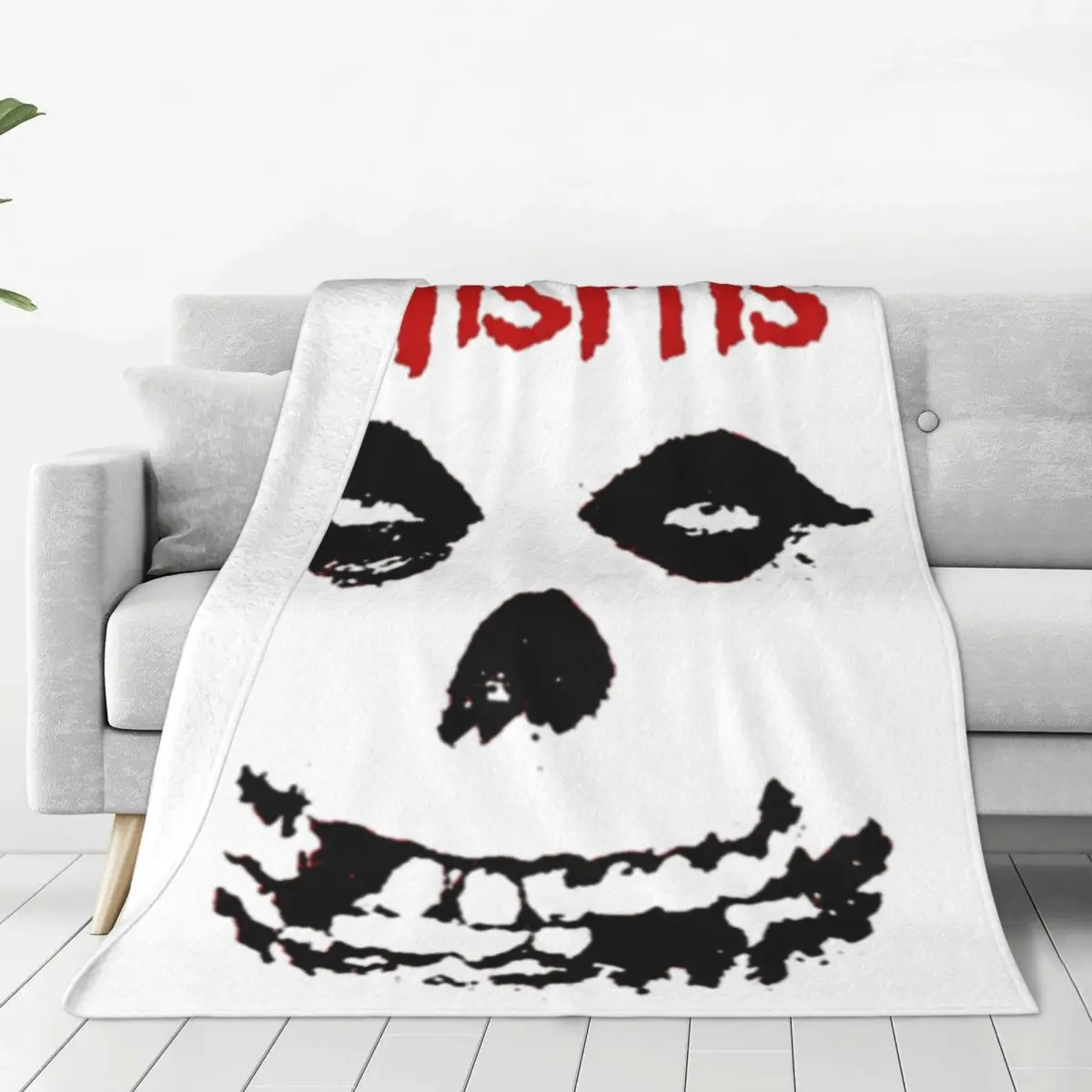 Misfits Skull Blanket Coral Fleece Plush Decoration Punk Rock Band Relax Thin Throw Blankets for Home Outdoor Plush Thin Quilt