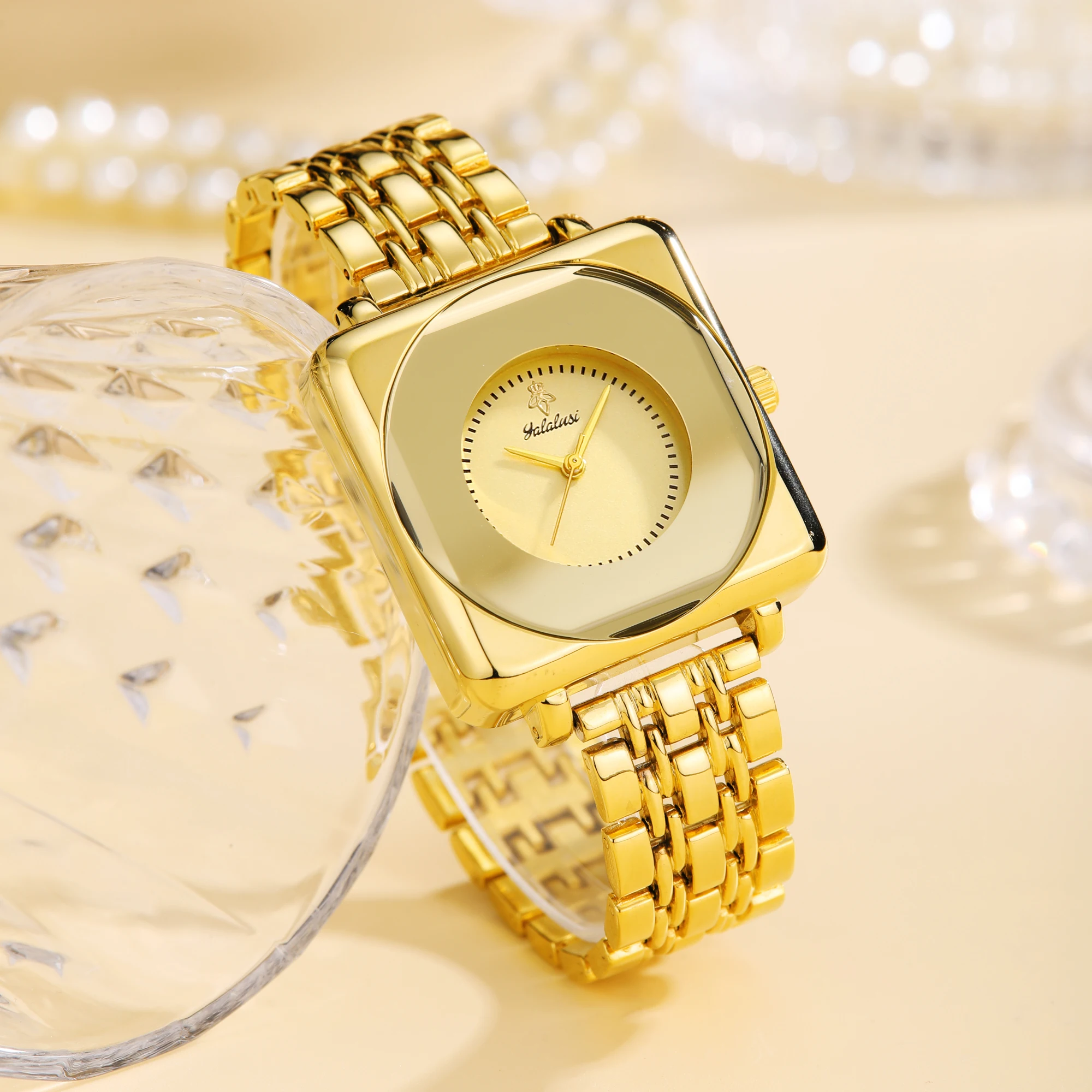 2025 حار العلامة التجارية حزام ساعة المرأة الفاخرة العلامة التجارية ساعة كوارتز بسيطة موضة ساعات مربعة بسيطة جودة مطلية بالذهب