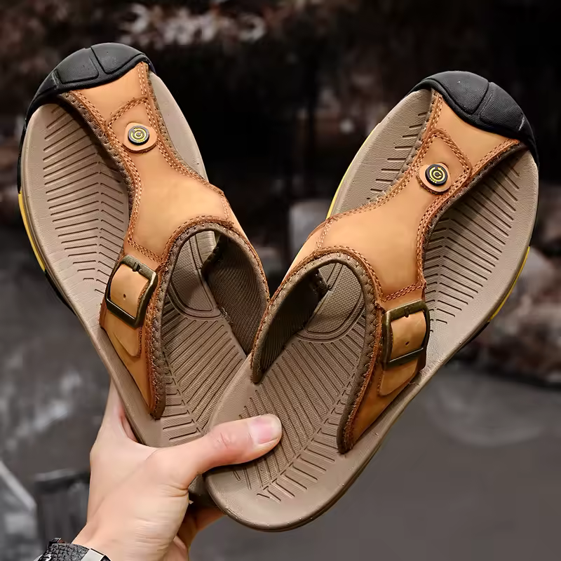Sandalias de cuero genuino para hombre, zapatos transpirables de verano, sandalias impermeables para exteriores para hombre, sandalias antideslizantes para playa, calzado
