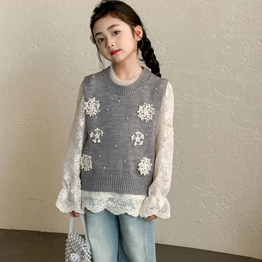 

Костюм для маленьких девочек, весна-осень 2024, новый стиль, жилет и рубашка, модный и красивый детский топ, комплект из двух предметов