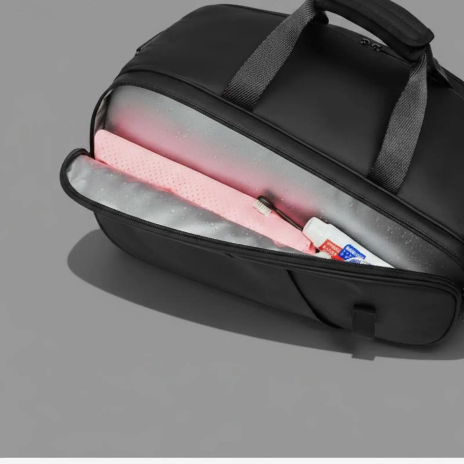 Pickleball Bag Wet Dry Separation Pickleball Backpack Transformable Athletic Bag Separate Shoe Compartment 4 Way Carry