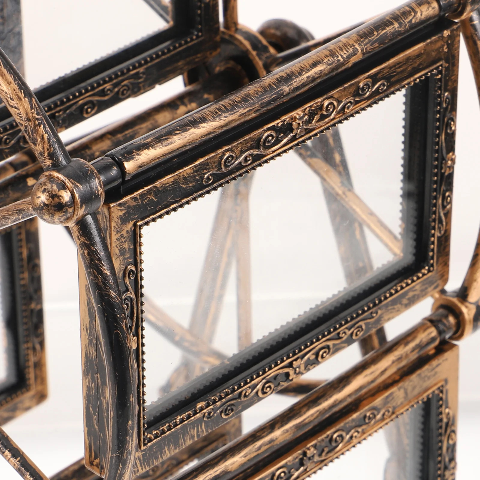 

Ferris Wheel Photo Frame Retro PVC 4 Inch Desktop Ornament Home Decoration Rotating Photo Frame for Bedroom Living Room