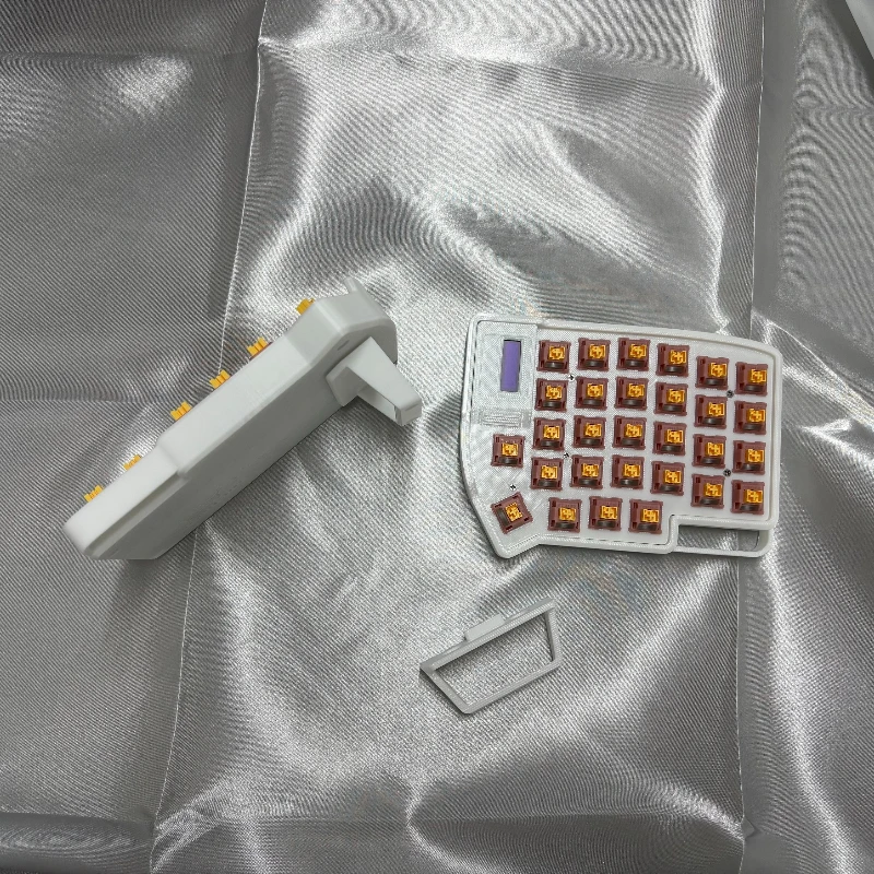 Lily58 Split Keyboard Customized Bluetooth Wired Dual-mode Hot Swap OLED Screen ZMK Lithium-ion Battery 58keys Office Keyboard
