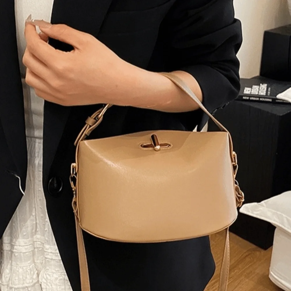 

Casual Solid Color Shoulder Bag Elegant Adjustable Strap Fashion Handbag Soft Crossbody Bag Daily Use