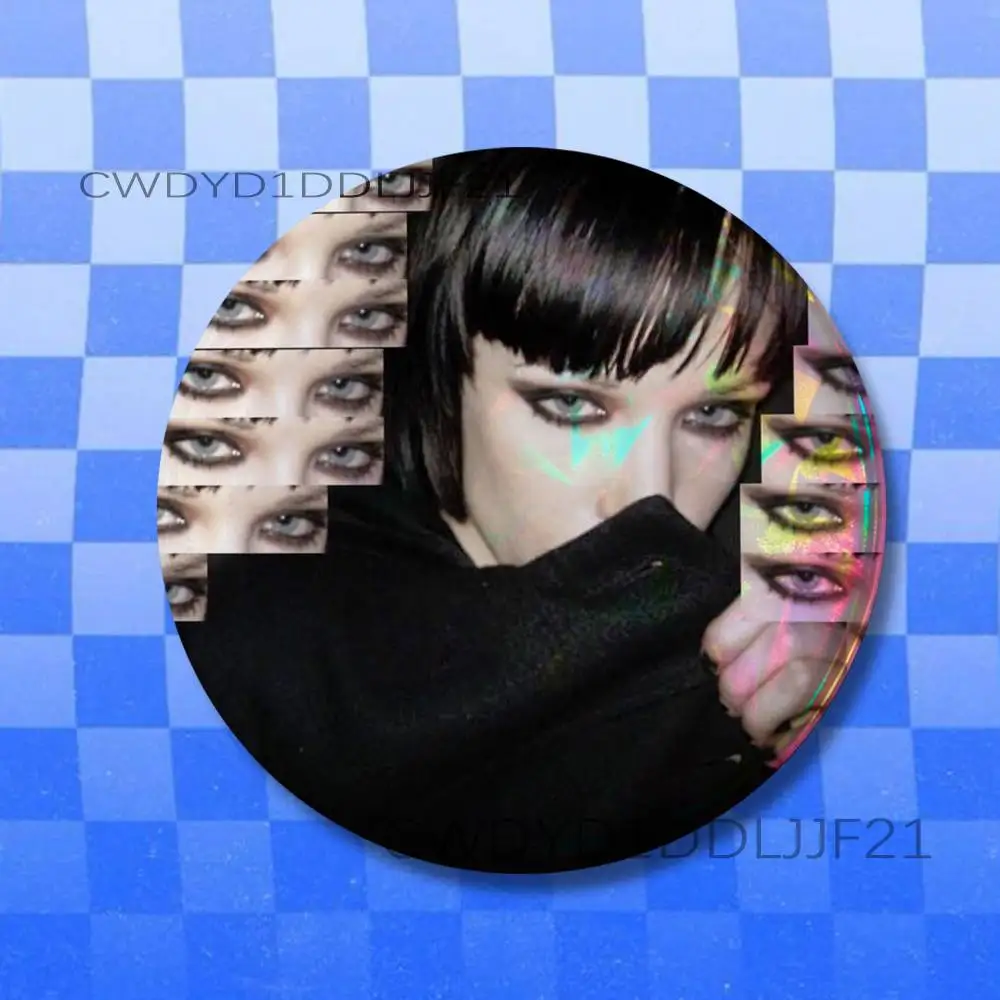 C-Crystal Castles Band Amnesty Vintage Anime Brooch Creative Badge for Hat Bag Decoration Fans