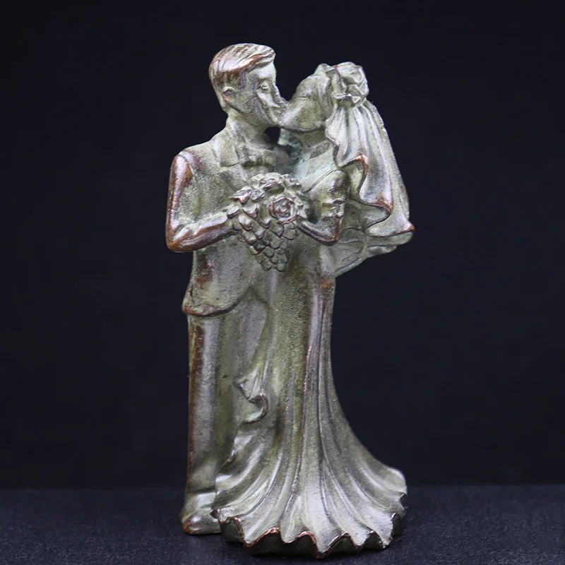 Antique Copper Wedding Kissing Couples Figurine Miniatures Bedroom Decoration Sweet Honeymoon Ornament Crafts Collection Statue