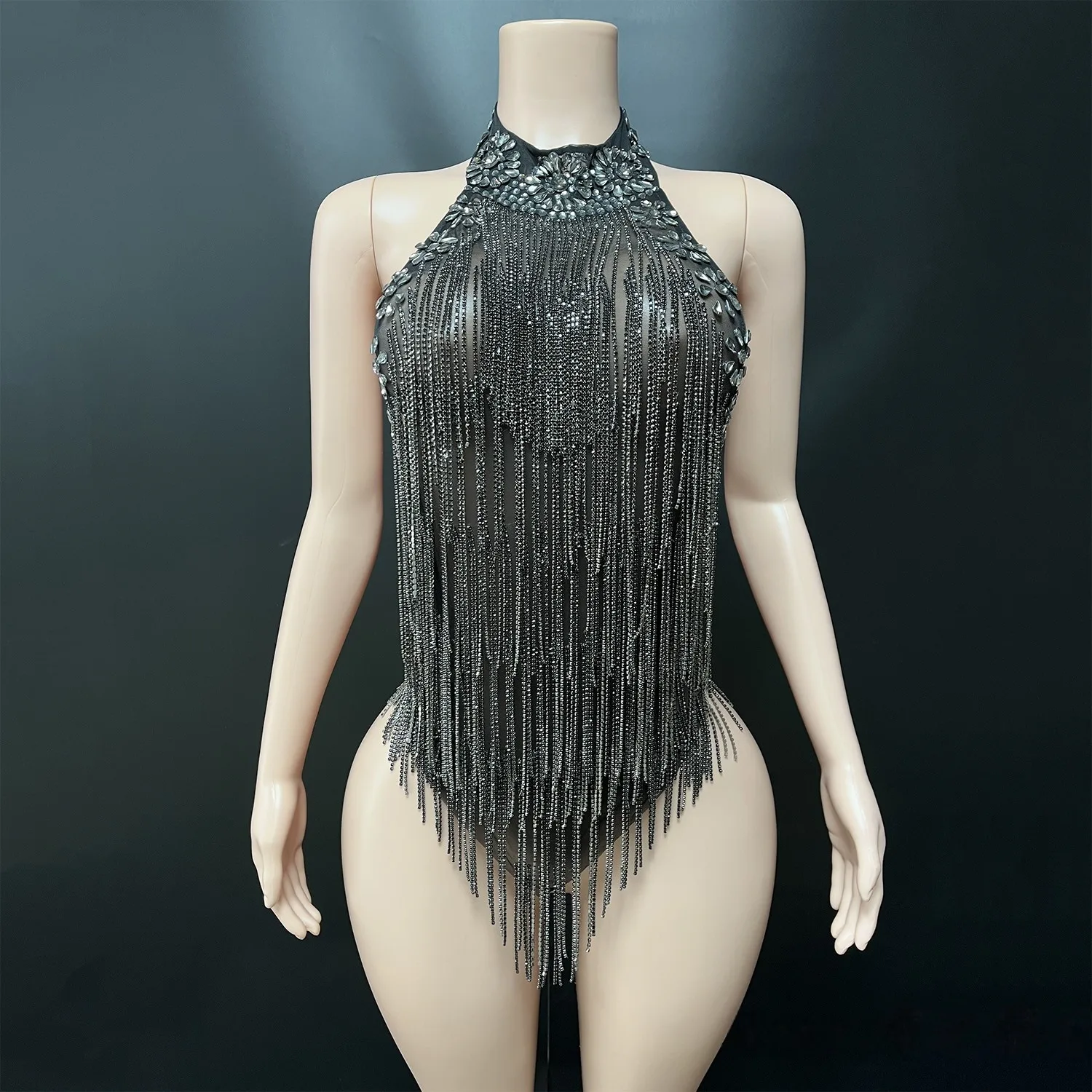 

Luxury Sparkly Crystal Diamonds Tassel Halter Backless Tops Special Occassion Evening Party Musical Nightbar Stage Costumes
