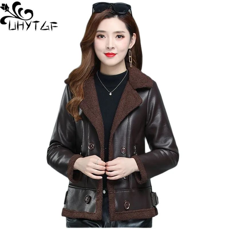 UHYTGF 5XL Jacket Women Double Breasted Plush Warm Short Leather Outewear Female Quality PU Leather Autumn Winter Coat Ladie 202