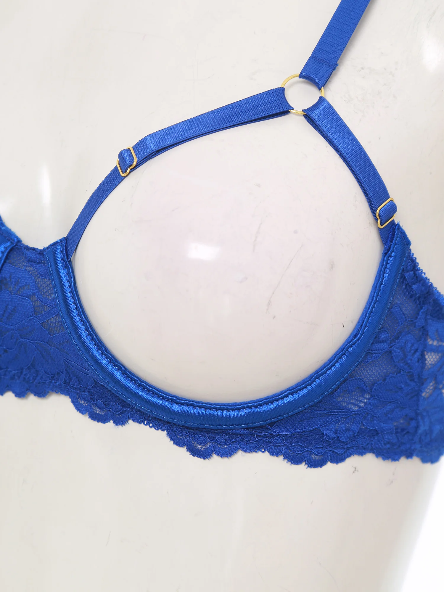 여성 란제리 레이스 브라 끈 팬티 세트, 젖꼭지 노출 브라와 G 스트링 레이스 끈 팬티, 에로틱하고 유혹적인 나이트 속옷