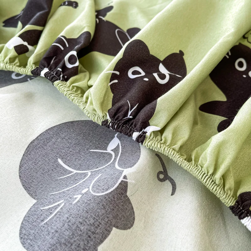 Cat Printed Bed Sheet Green Color Single/Queen/King Size Fitted Sheet with Elastic Band Cartoon Style Bed Sheet for Kids