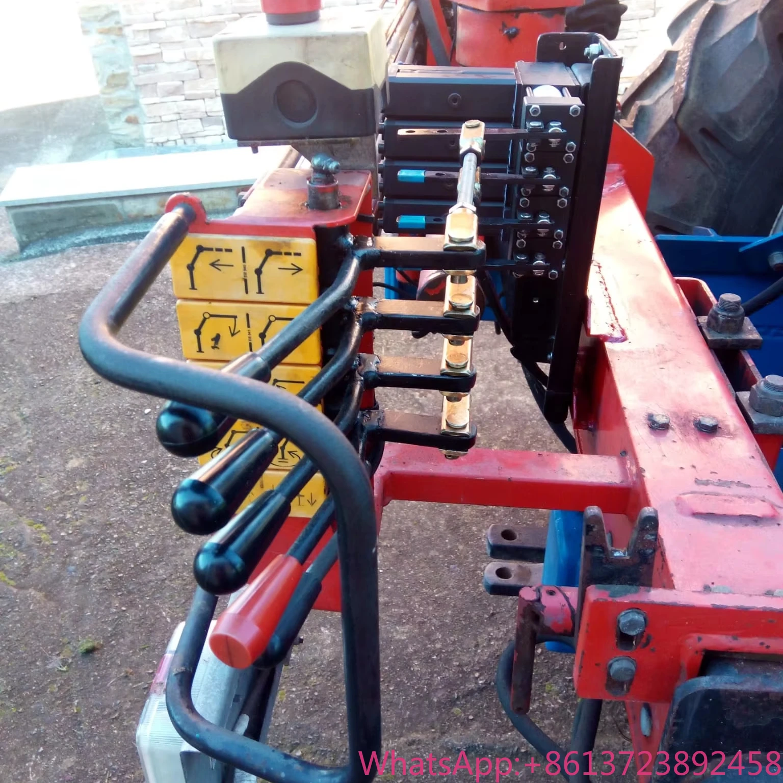 

Hydraulic Cylinder with 12V/24v engine and 4 operating rods, core components including motor