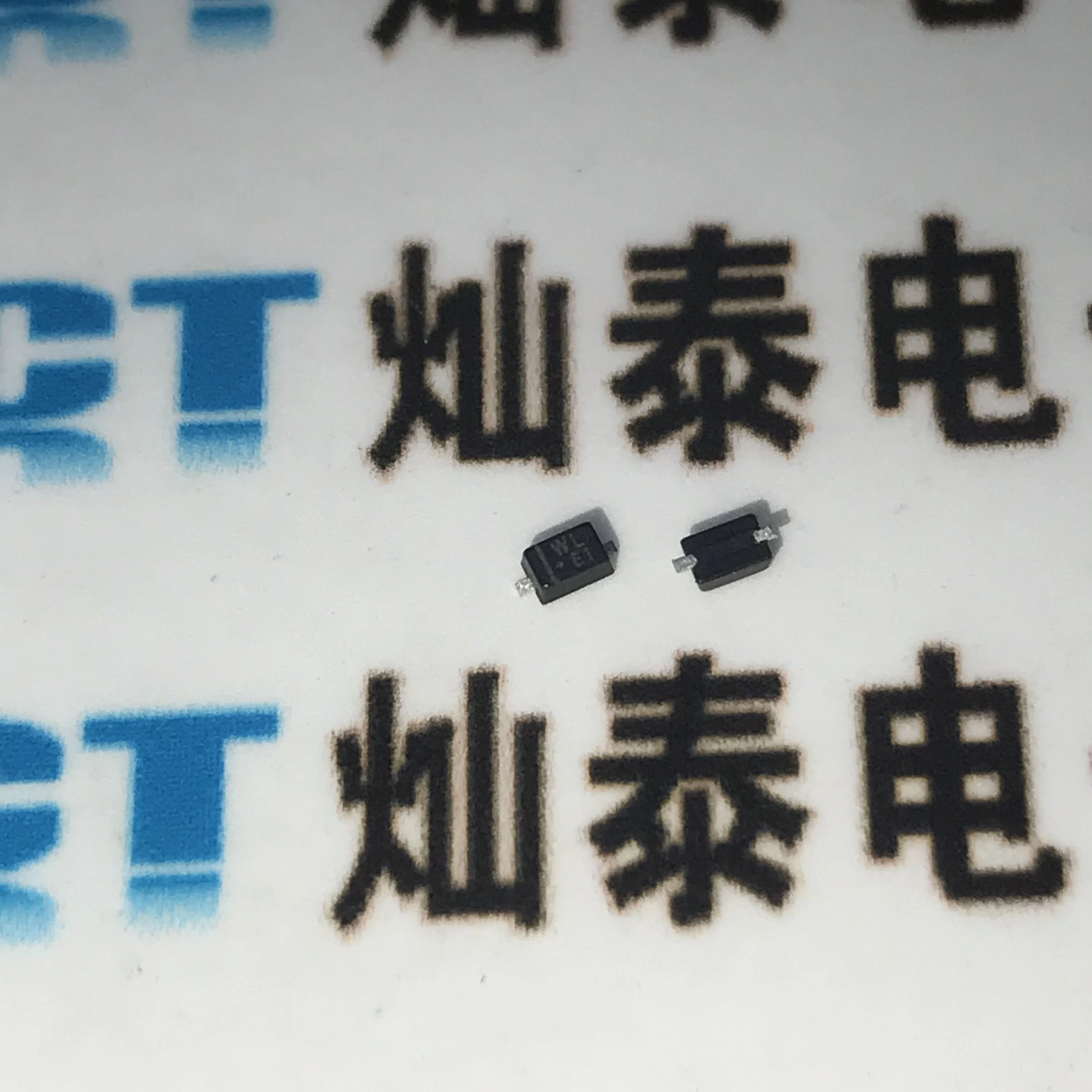 BZT52-B15S :SOD-323 PJ BZT52B15S WL =10    10PCS
