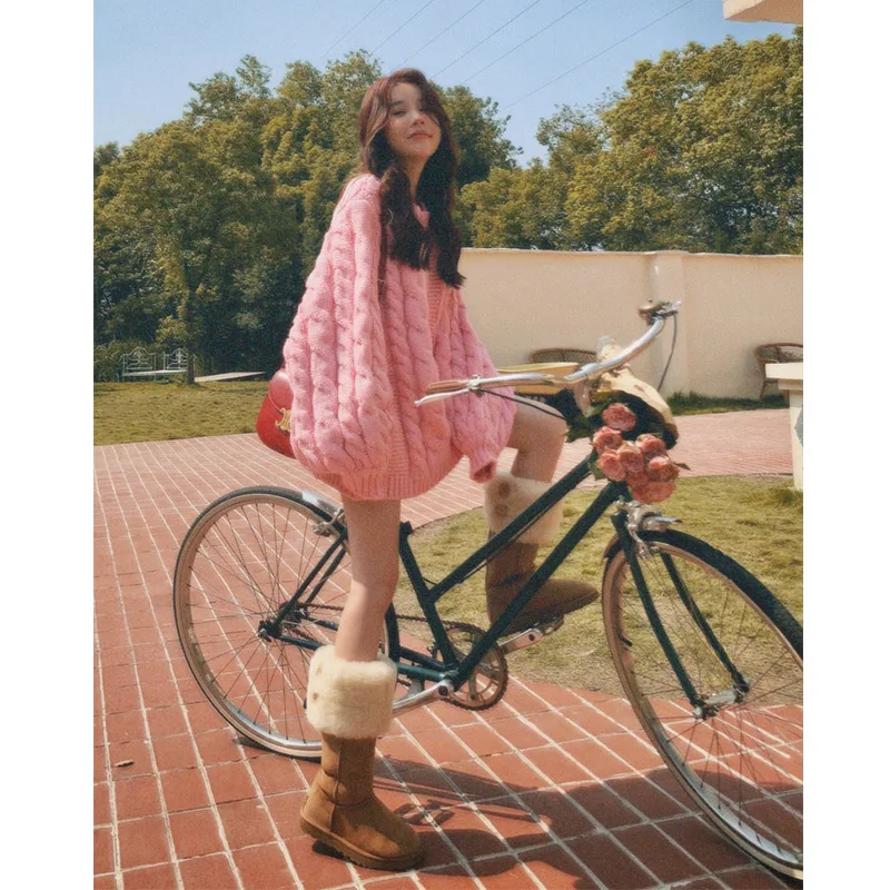 pink-knitted-sweater-women's-autumn-winter-new-trend-design-unique-korean-sle-gentle-twist-sweater-faionable-accories