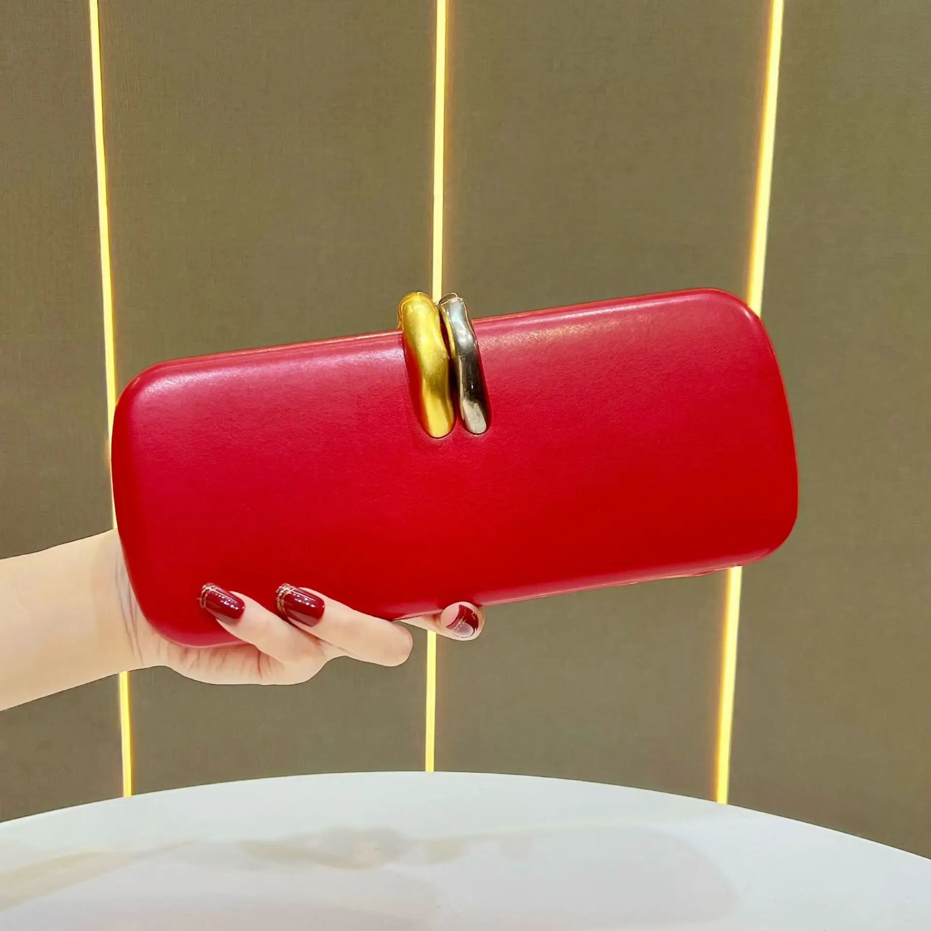 

Fashion Versatile Handbag Chain Handbag Party Dinner Bag Premium Messenger Women's Bag