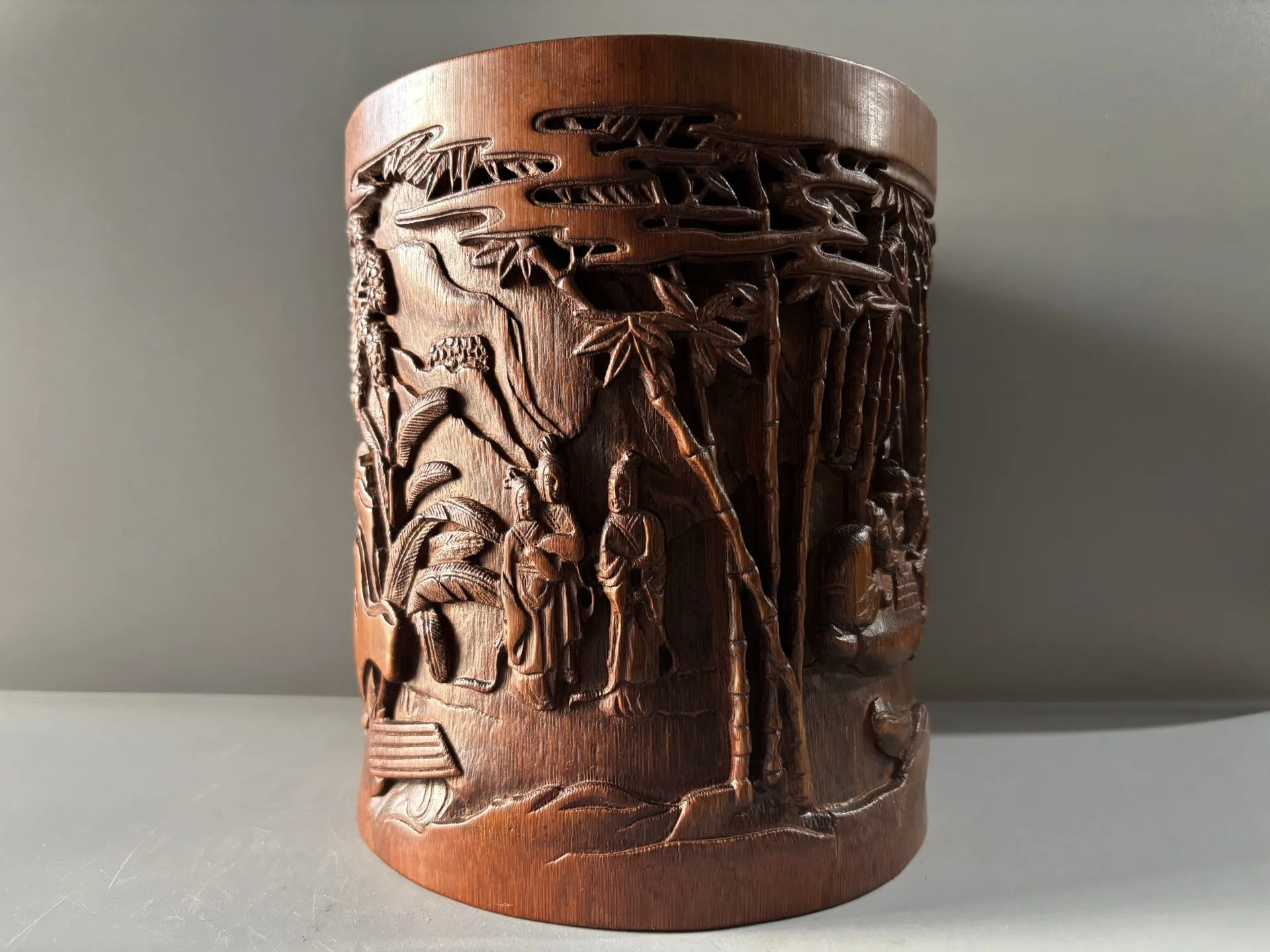 Collection Chinese Old Bamboo Hand Carved Exquisite Figure-story Brush Pot Office Supplies Art