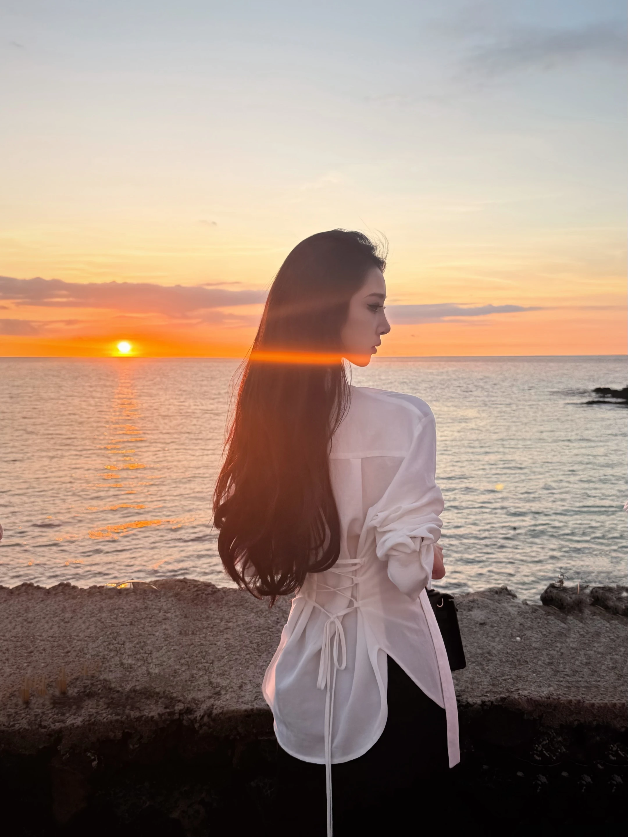 

Женская льняная блузка с художественным дизайном, приталенная, с поясом, весна-осень, новая, свободного кроя, с длинным рукавом, V-образный вырез