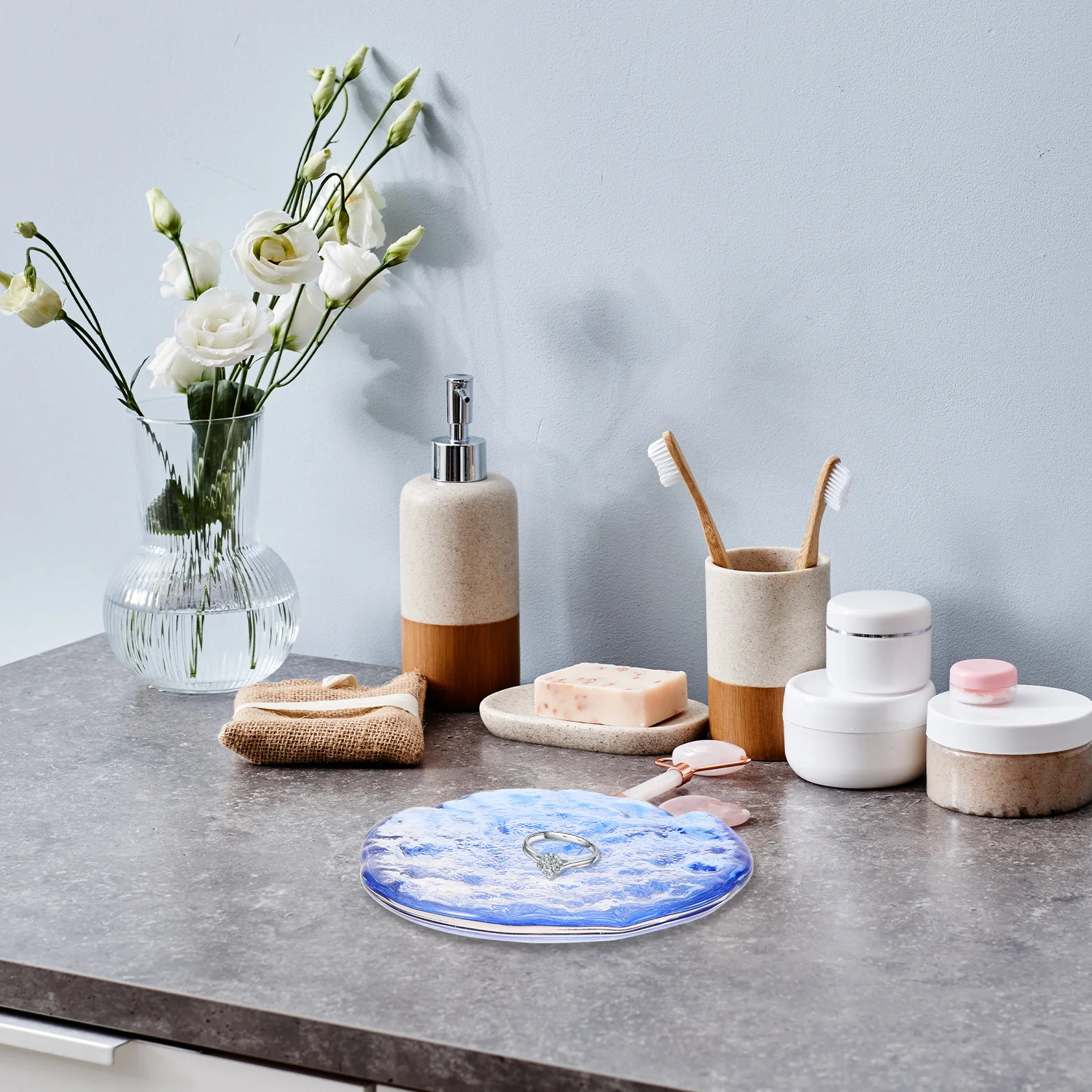 Ronde glazen sieradenbak Kristallen displayschotel Decoratieve trinkethouder Plaat Uniek ontwerp Stevige opslag Thuiswinkel Desktop