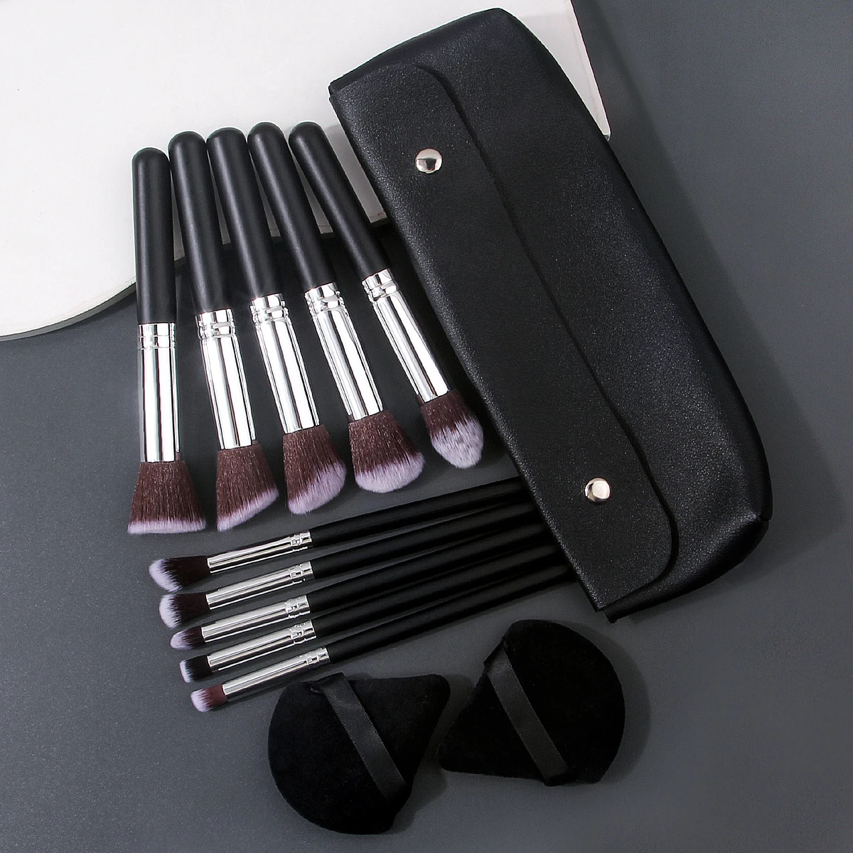 13개 고품질 메이크업 브러쉬 세트, 다목적 페이셜 메이크업 브러쉬 + 부채꼴 파우더 퍼프 + 휴대용 보관 가방