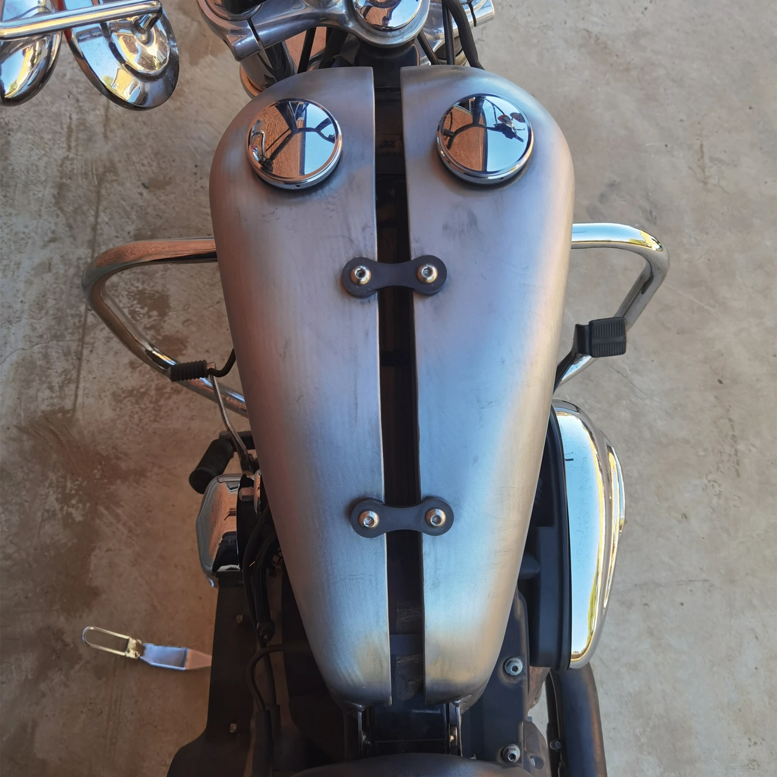 10L Motorcycle Petrol Gas Fuel Tank For Harley Davidson Dyna All Models Before 2003 Unpainted