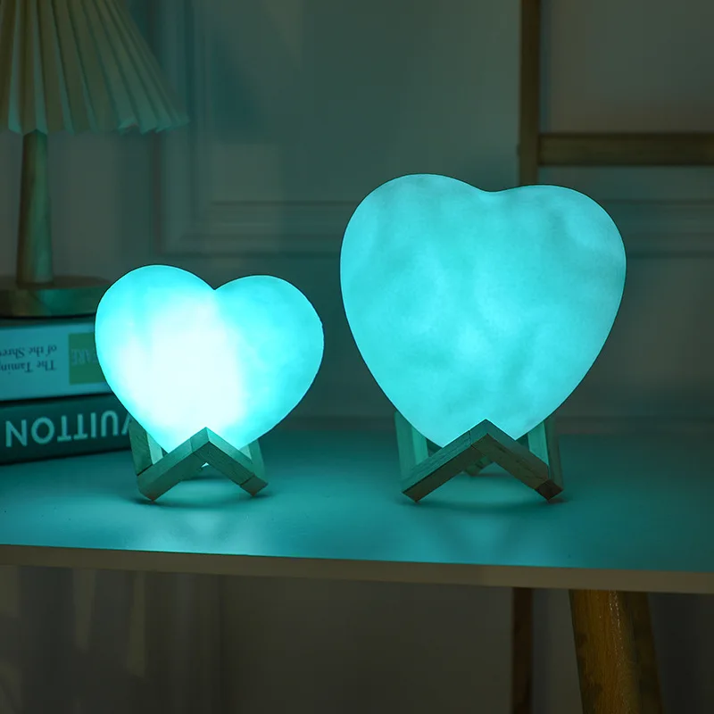 Direct Sales of 3D Printed Heart-shaped Moon Lamp USB Charging Small Lamp Remote Control Can Be Customized Patterns