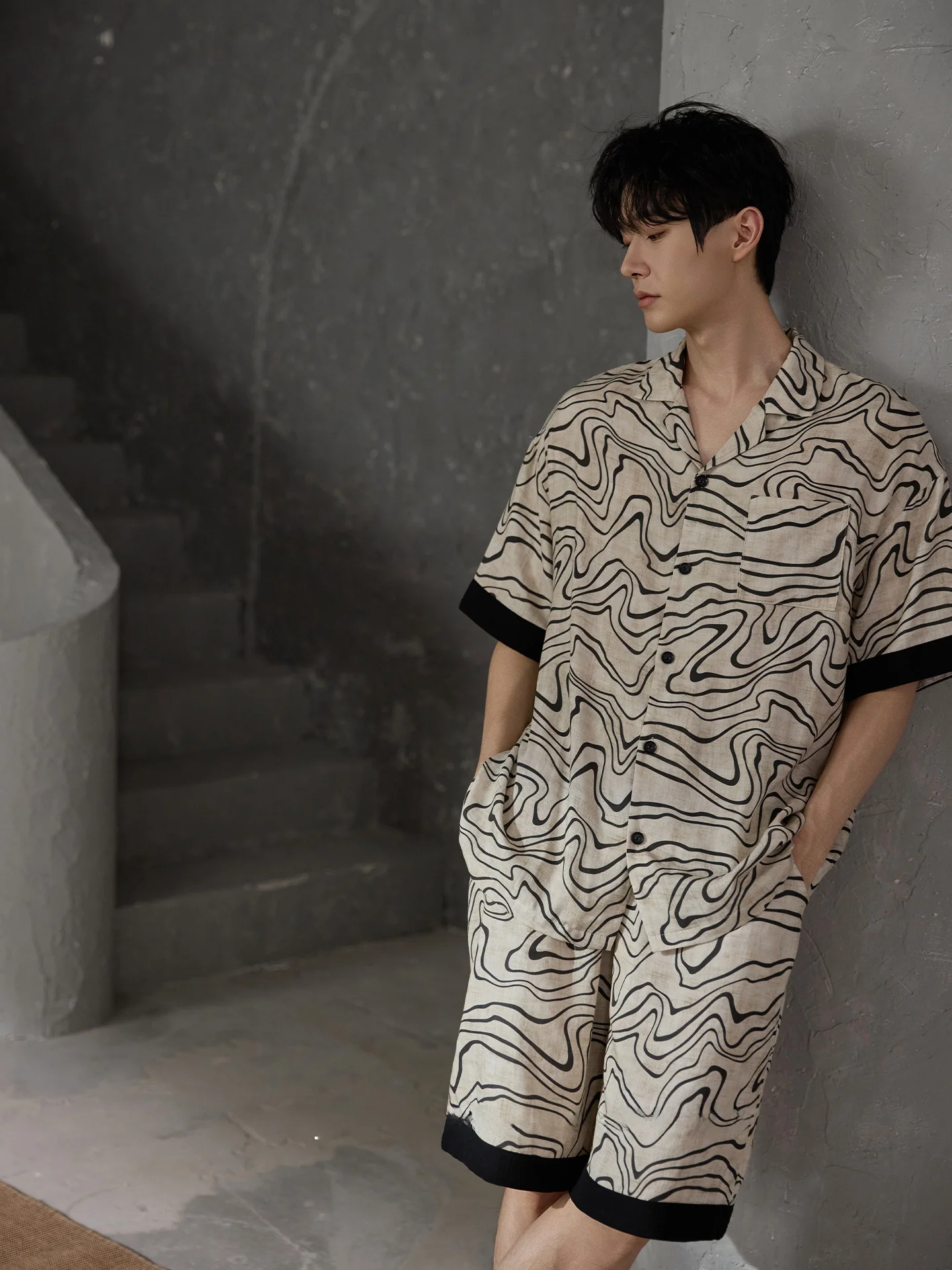 pigiama-estivo-da-uomo-qiaoweni-in-fibra-di-bambu-e-cotone-set-con-maniche-corte-e-pantaloncini-abbigliamento-da-casa-fresco-e-leggero