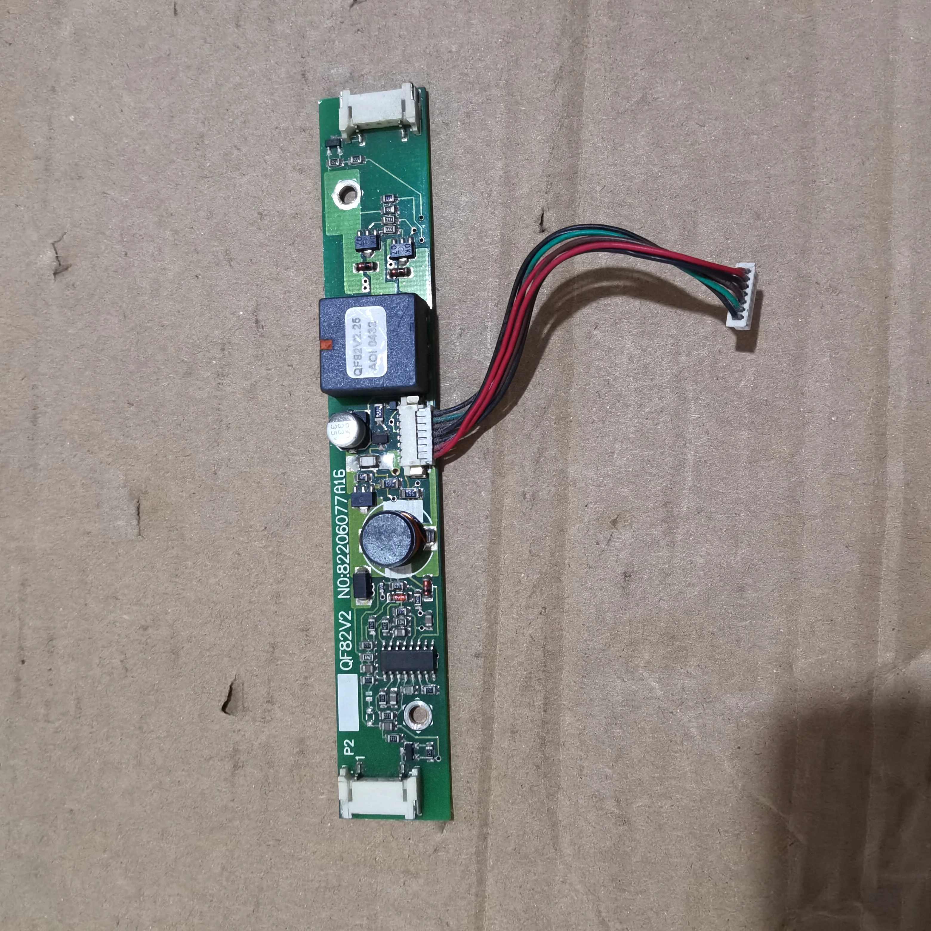 82206077 ЖК-инвертор A16