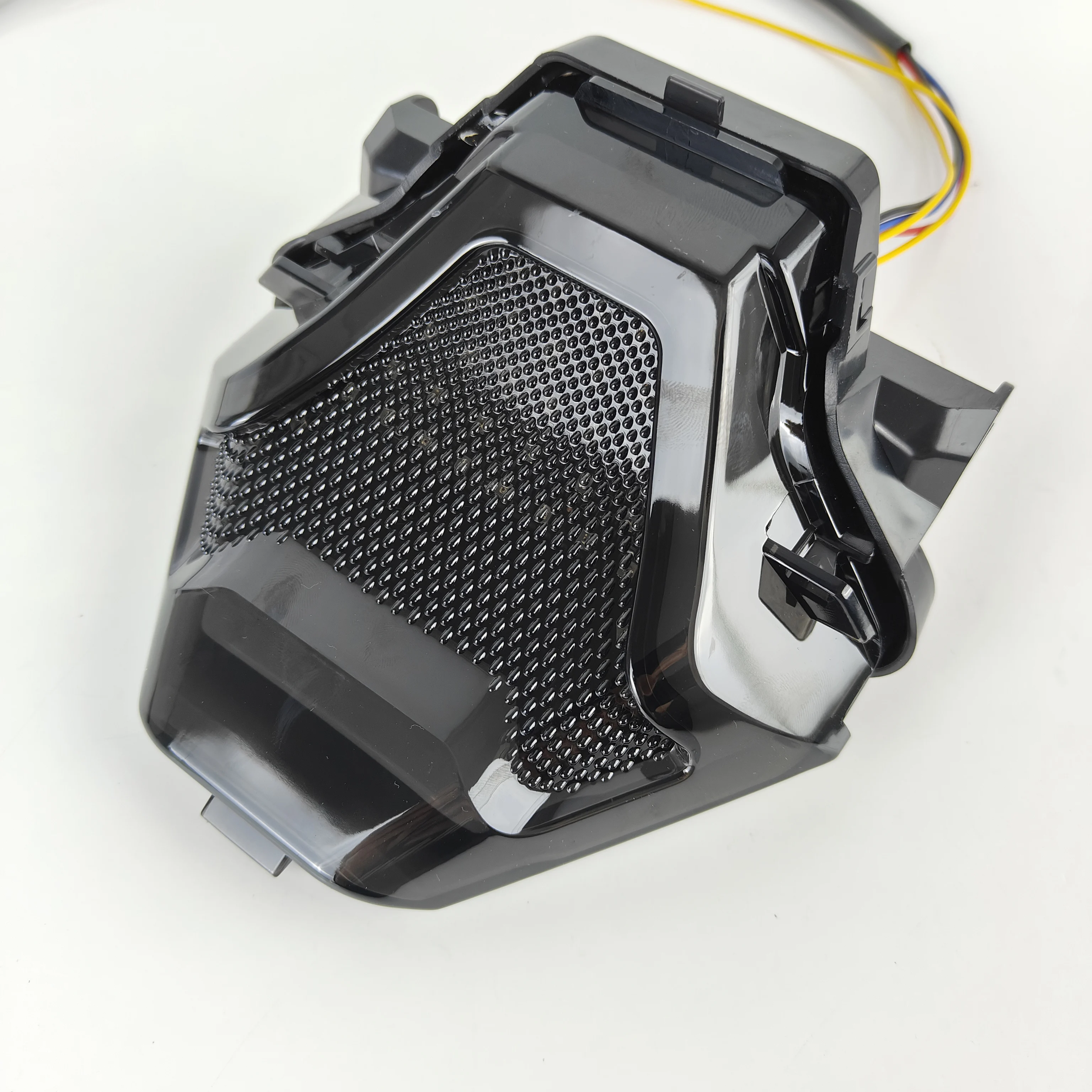 

Suitable for Yamaha R3 R25 MT03 MT07MT-25 rear taillight decoration LED flowing light brake light assembly APP control
