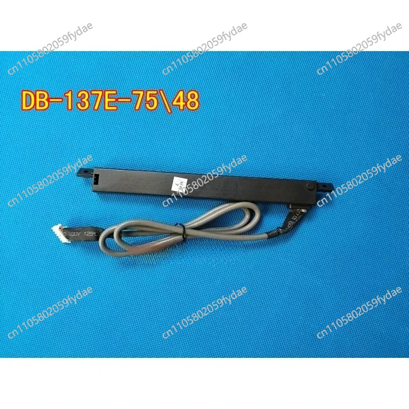 

Suitable for original air conditioner accessories on-hook display board, light board DB-137E-75\ 48 remote control signal