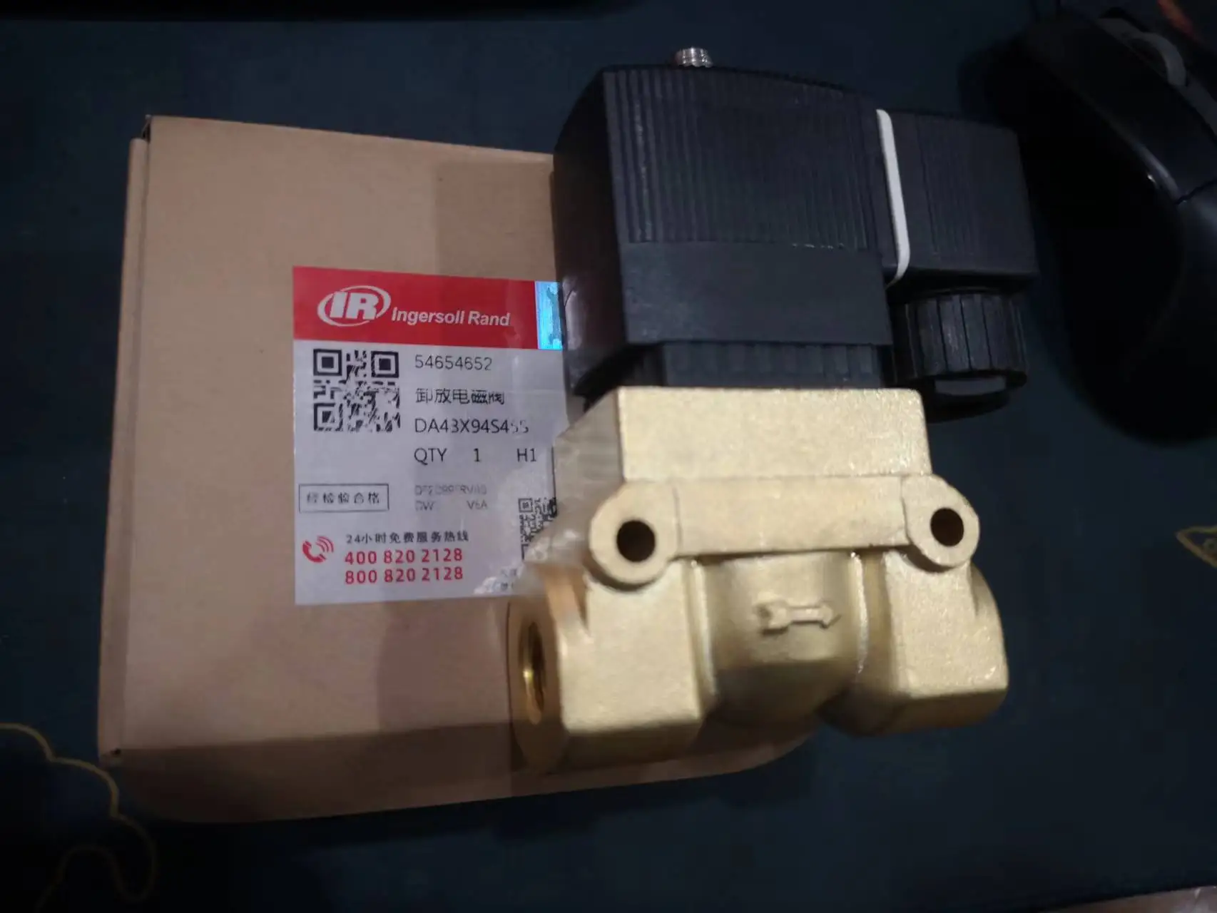 

1pcs For Ingersoll Rand air compressor solenoid valve assembly 22124085 54654652 54774302