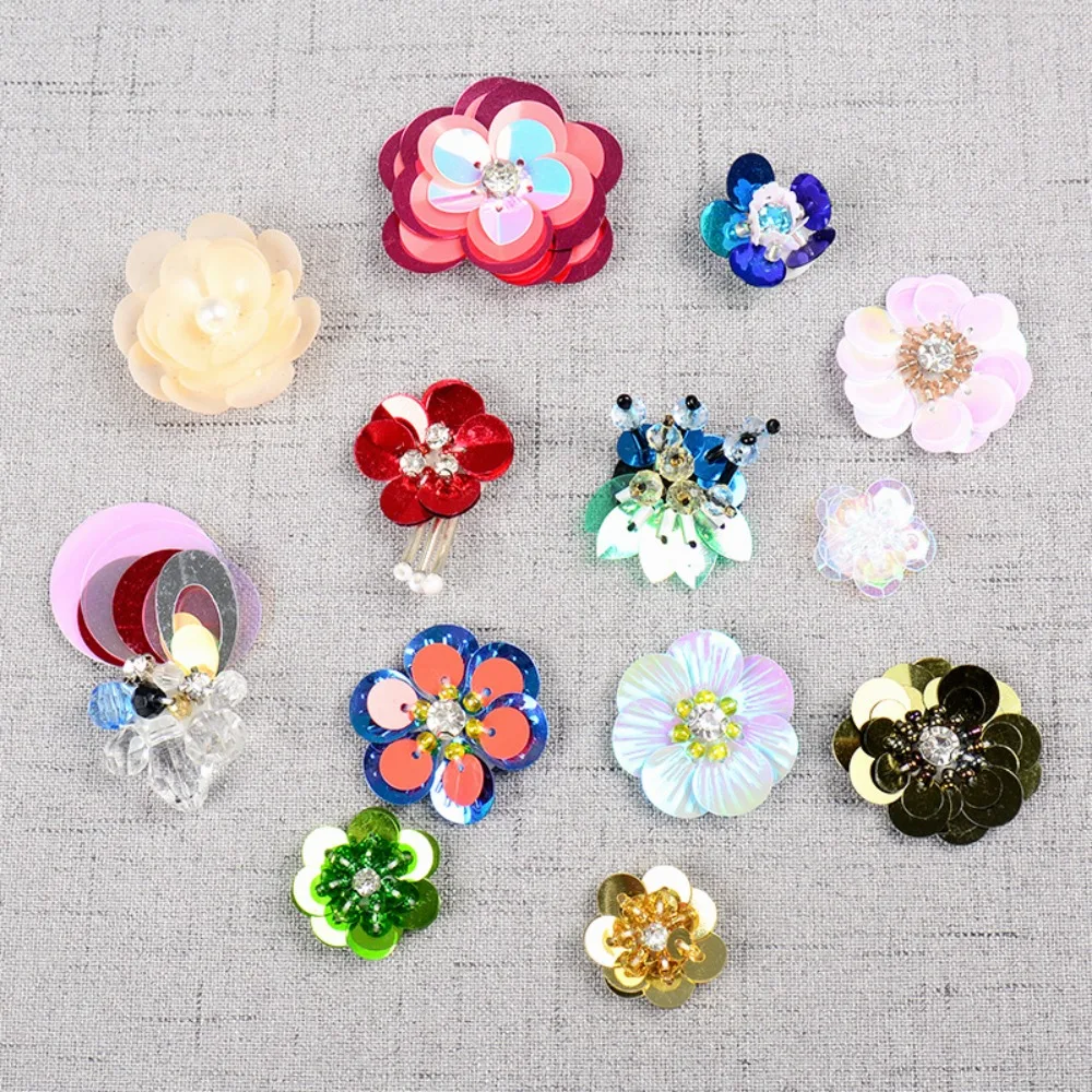 

Маленькие цветы ручной работы с блестками, бусины, цветочные тканевые наклейки, аксессуары для одежды «сделай сам», обувь, сумки, декоративные наклейки, сшитые вручную