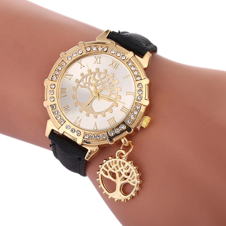 Roman Numeral Diamond Women\'s Watch Luxury Golden Tree of Life Pattern Pendant Quartz Watch 2022 New Fashion Belt Women\'s Watch