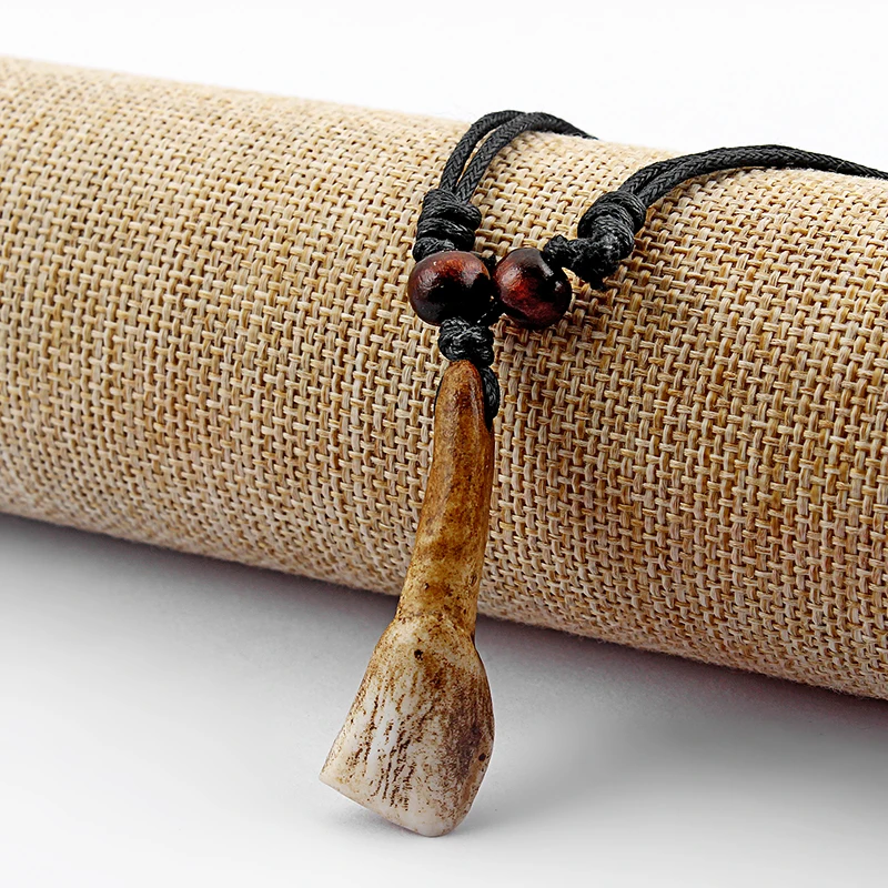 12pcs/lot Vintage Tribal Amulet Big Real Tooth Resin Pendant Necklace Fashion Charms Necklaces Unisex Jewelry Choker Wholesale