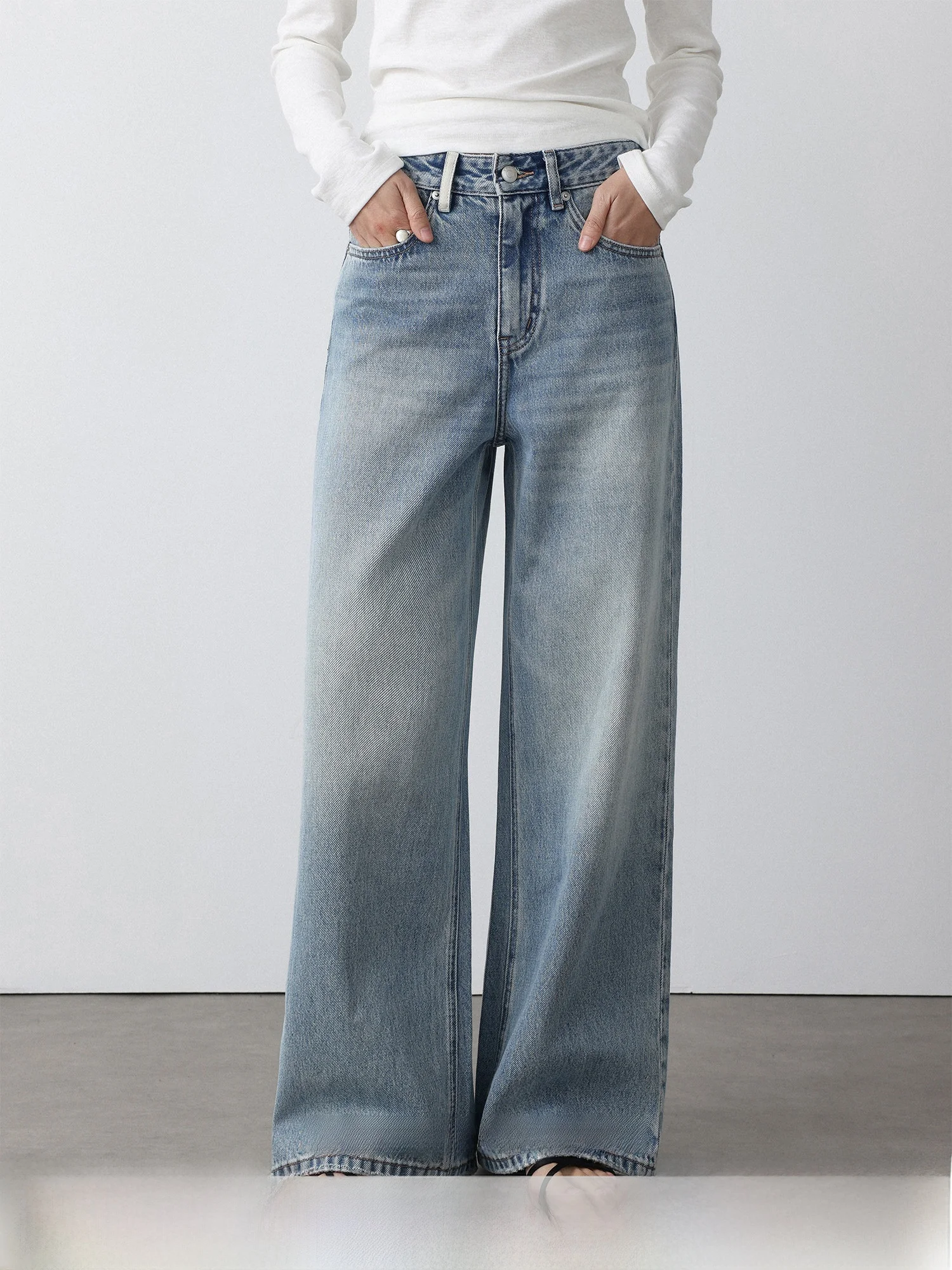 

LowCalorie Spring New Style 'Listen to the Sea' High Waist Straight Leg Wide Leg Casual Jeans LowCalorie Washed out Vintage