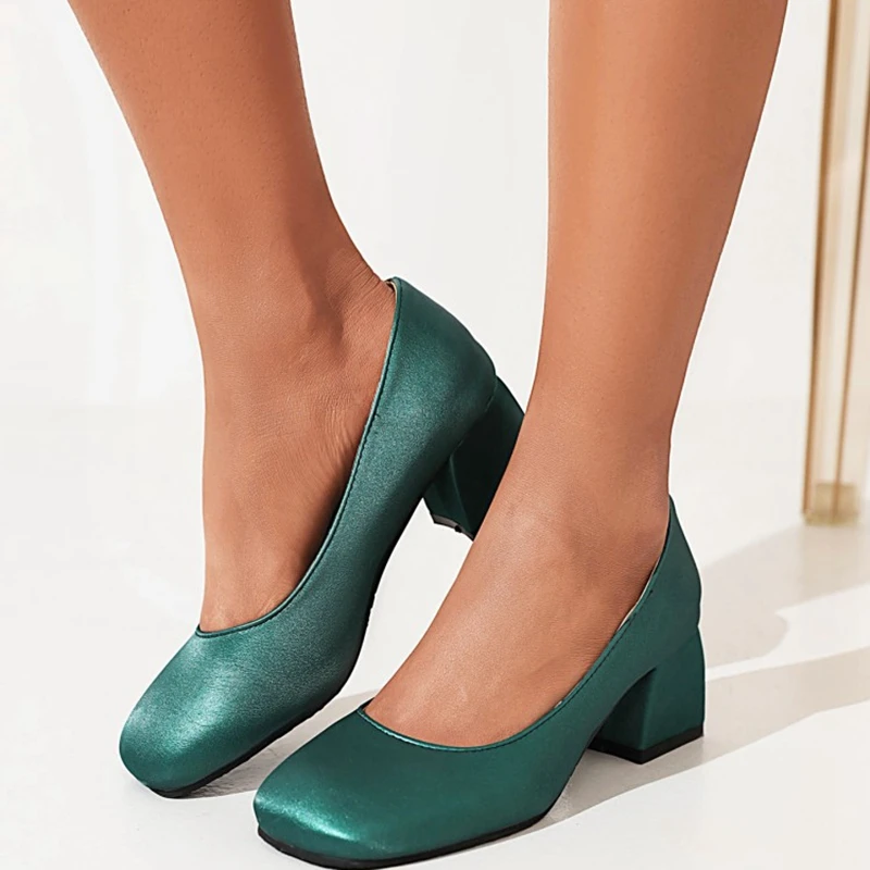 Girseaby 2022 Office Ladies Shoes Pumps Square Toe Block Heels Slip-On Big Size 30-48 Green Black Red Casual Spring S3096