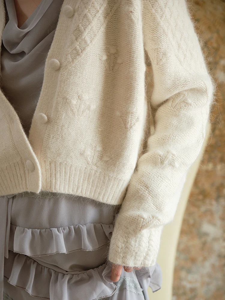 

MOLIFUSU Snowbell Ретро-классический вязаный кардиган с длинными рукавами, вышивкой и небольшим V-образным вырезом, весенняя мода для женщин