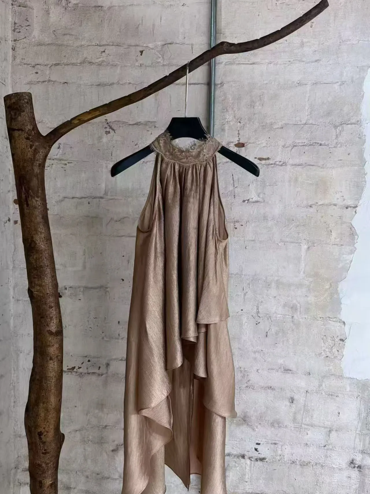 

Retro Summer Lace Splice Sleeveless Asymmetrical High Collar Women's Shirt Vintage Style Loose Fit Gown for Ladies