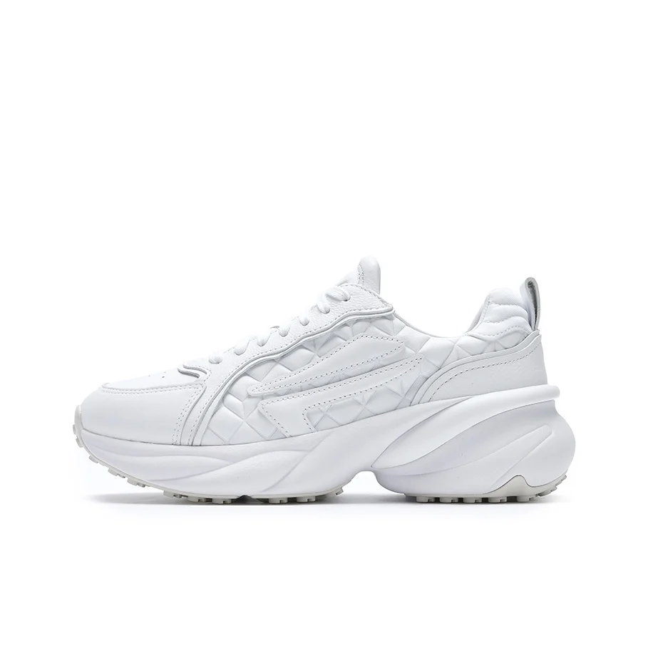 FILA Low top Casual Shoes Women's FILA White F12W431114FWT