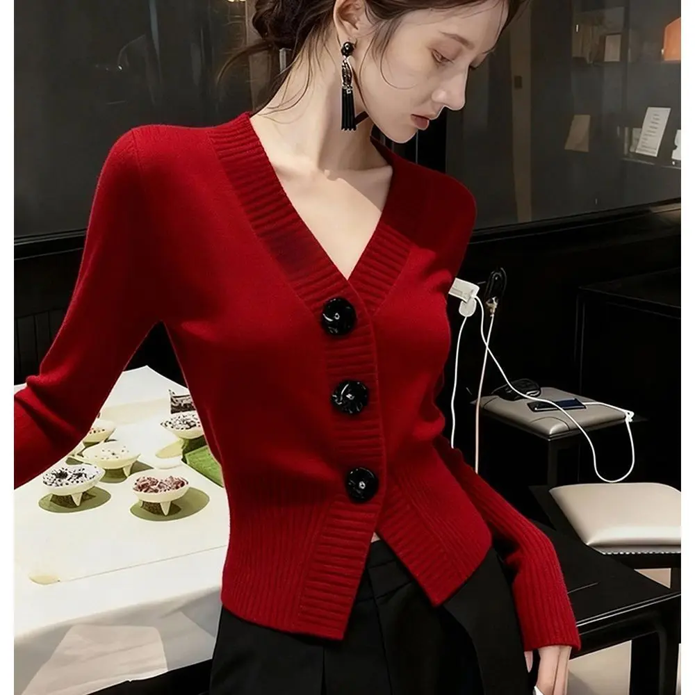 2026 Early Autumn New Pink V-neck Short Knitted Long Sleeve Open Cardigan Women's Waist-cinching Knitted Top Fashionable
