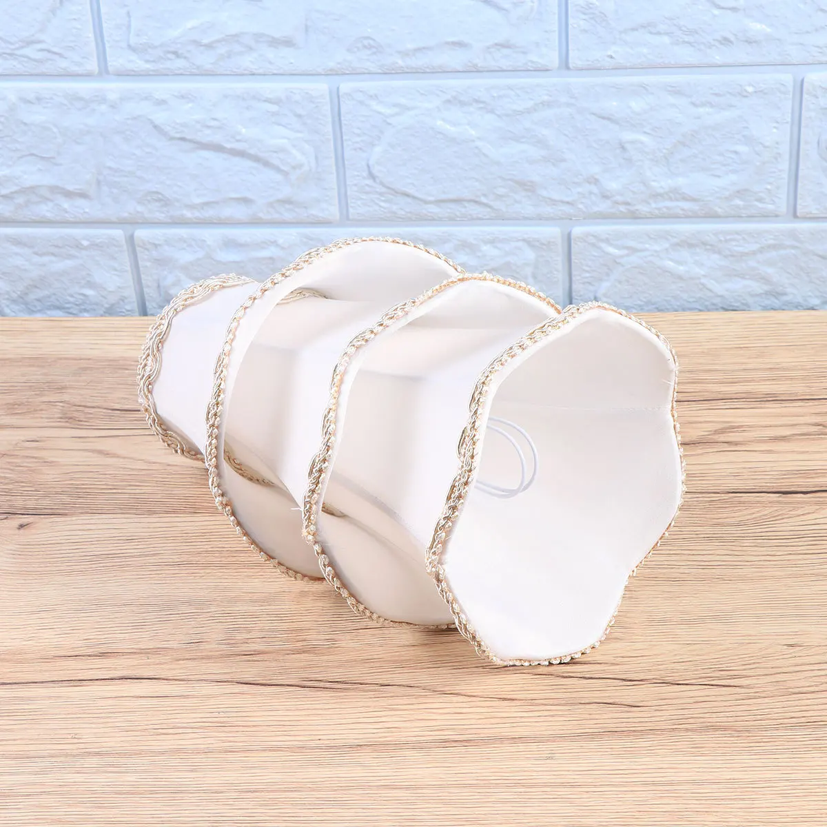 

3pcs Fabric Chandelier Lamp Shades Set Gold Clip On For Hanging Pendant Wall Ceiling Lights Decorative Lamp Cover Flame