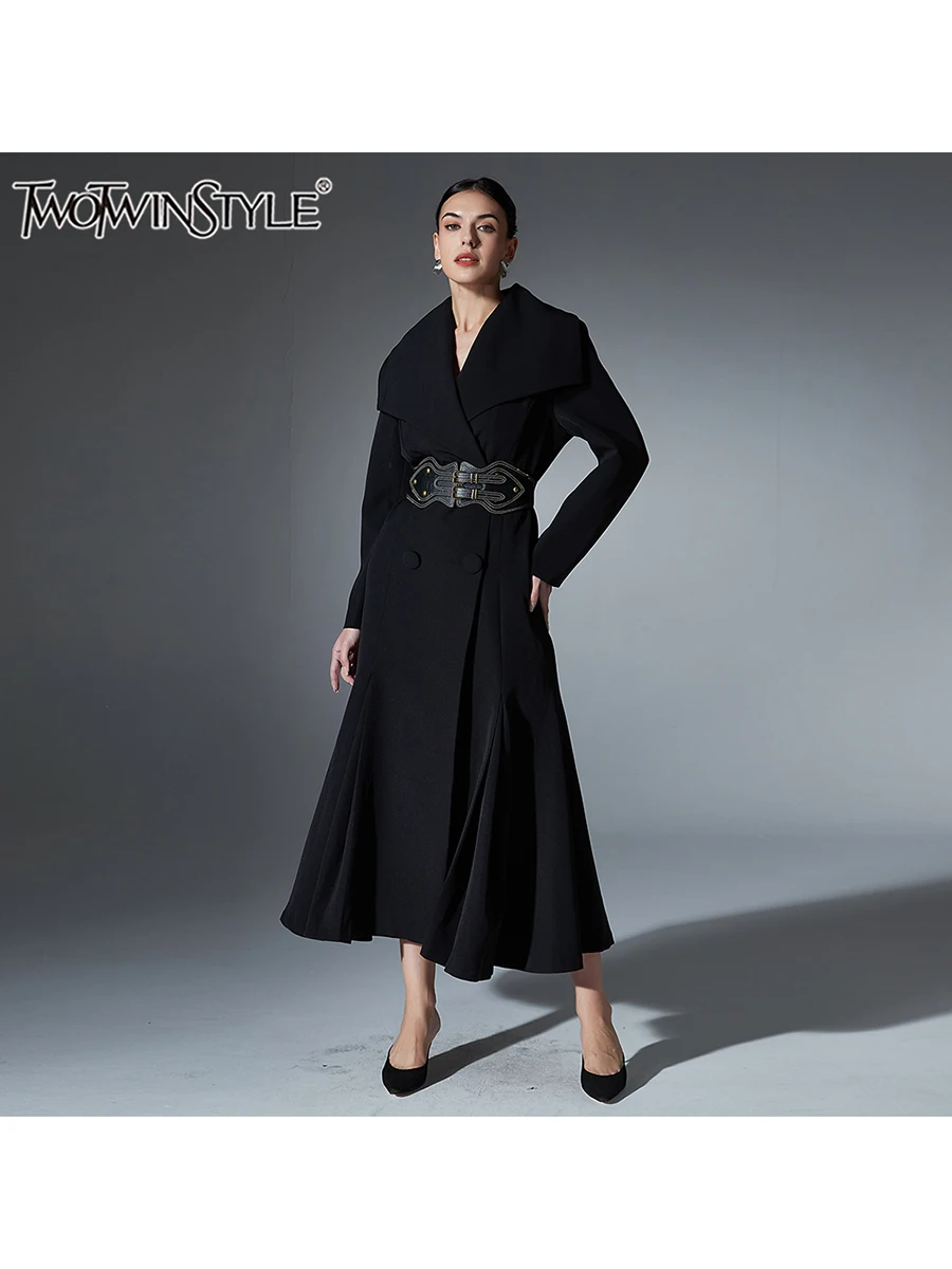 TWOTWINSTYLE Solid Spliced Belt Loose Elegant Trench For Women V Neck Long Sleeve Temperament Long Coats Female Fashion Style