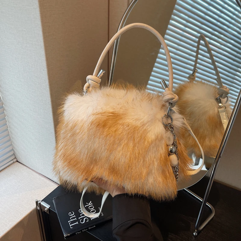 

2025 High-end Fashion Versatile Crossbody Bags Gradient Color Large Capacity Exquisite Handbags Flannel Winter Warm Casual Tote