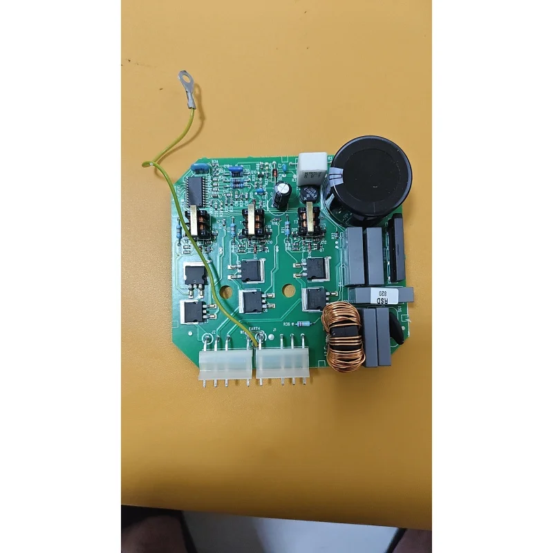 

Для холодильника Electrolux BCD-290EI-291EI инверторный контроллер FSD38 плата привода компрессора