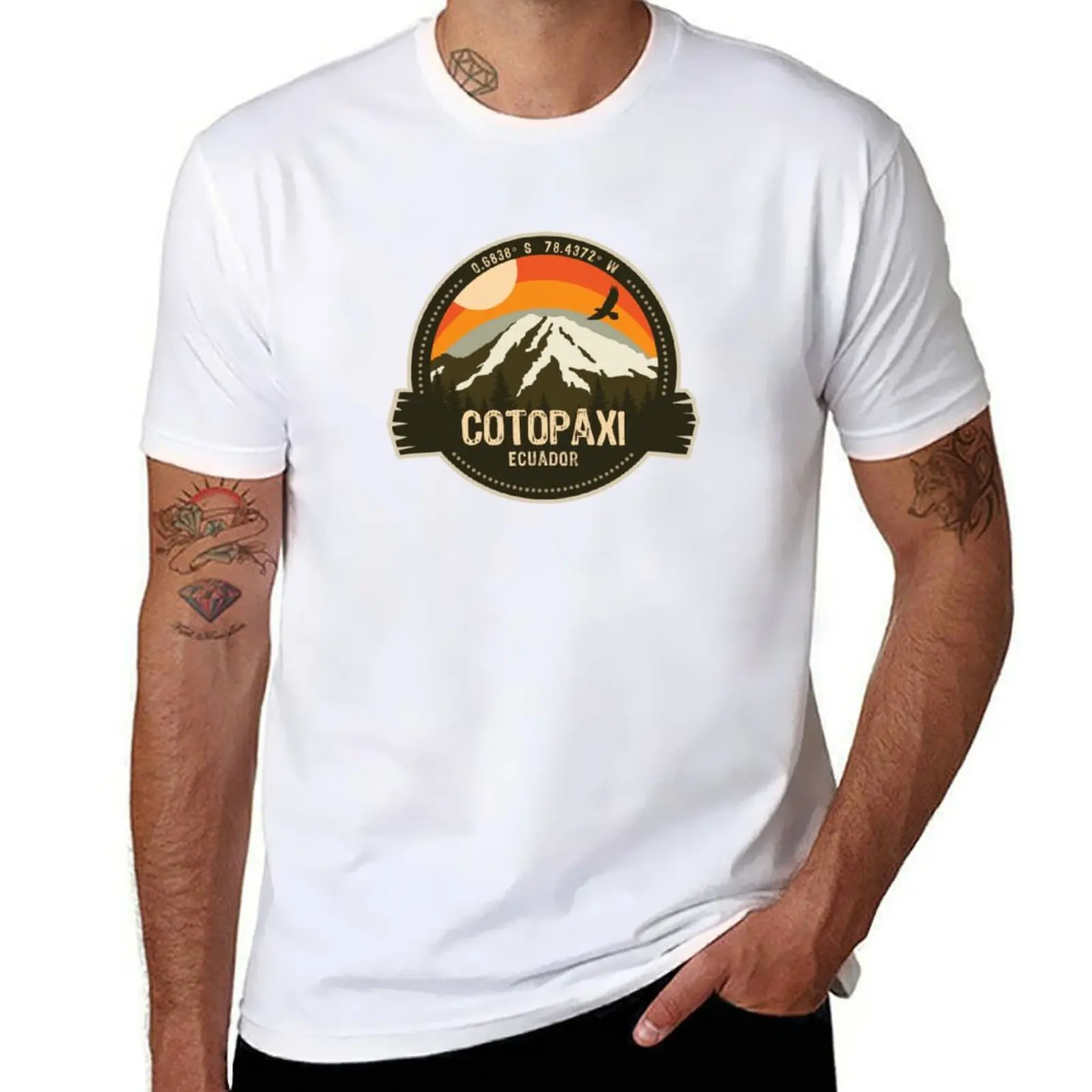 

Cotopaxi Volcano Ecuador Volcanic Eruption Retro Vintage Badge T-Shirt t shirt custom print man t shirt graphic T-Shirt