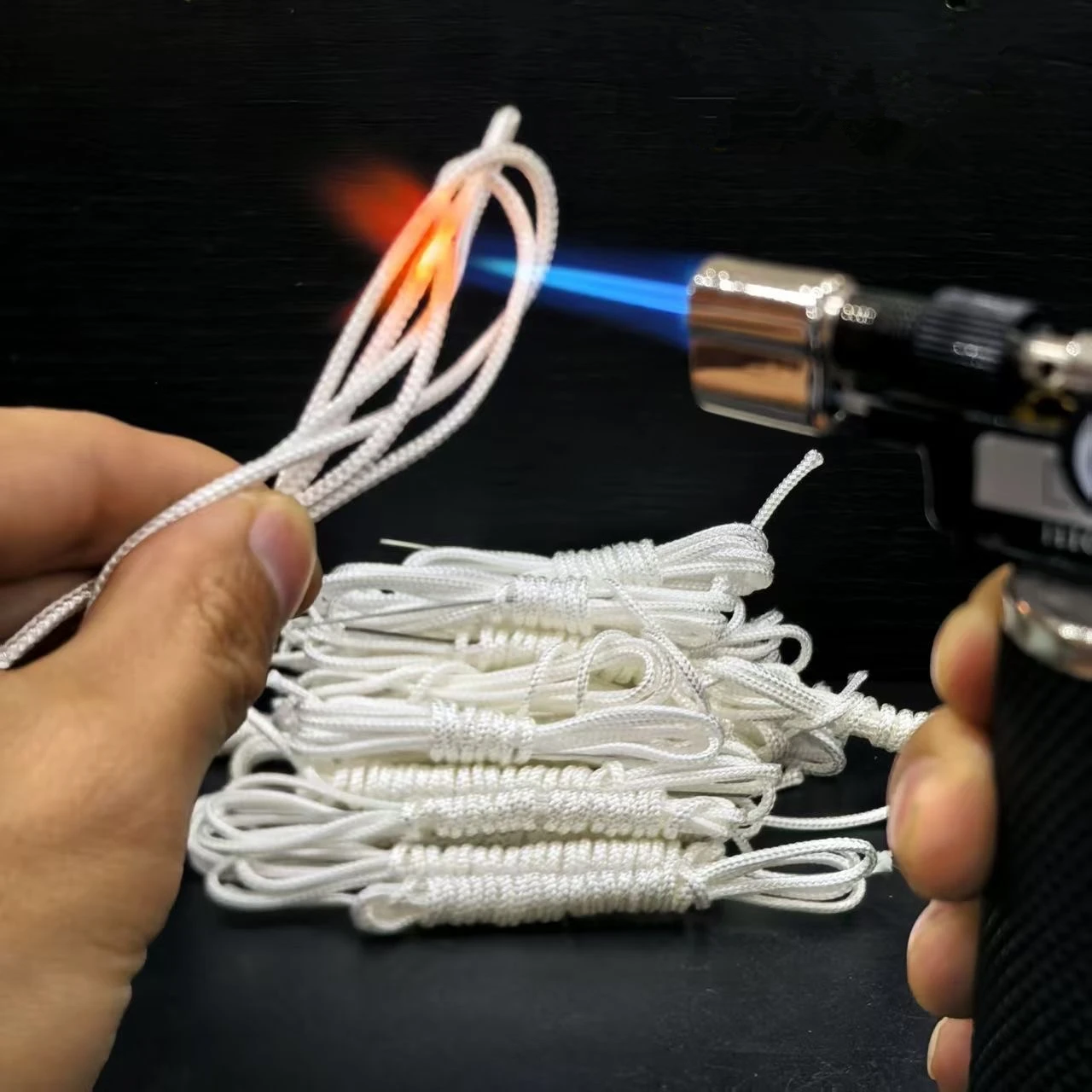 

2 Meters Long Glass Fibre Cotton Wicks With Needle Won't Burn Out Wicks For Zippo Zorro Classic Oil Lighter Repair Spare Parts