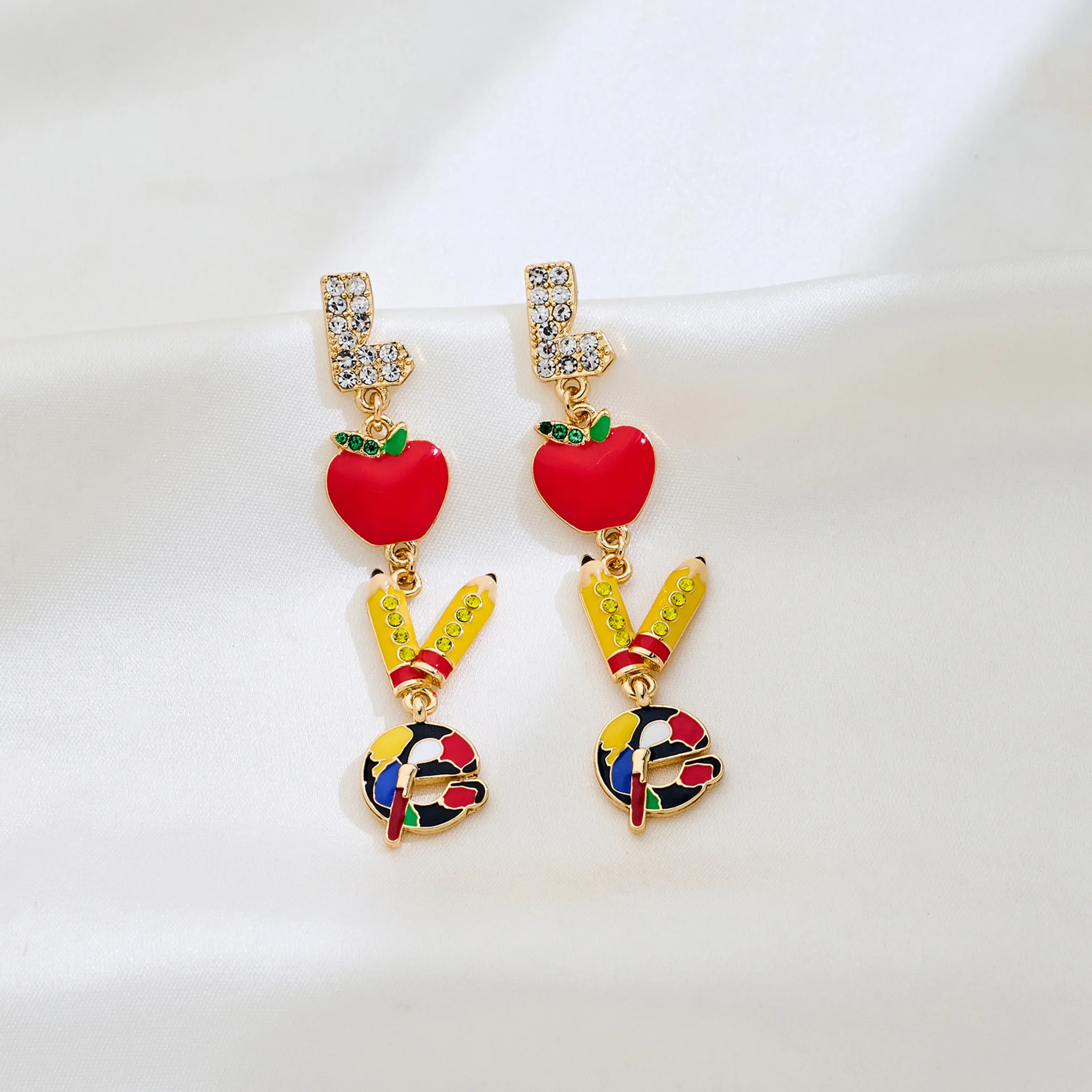 

Creative Rhinestone Pencil Love Apple Print Drop Earrings for Women New Colorful Teacher's Day Graduation Season Jewelry Gift