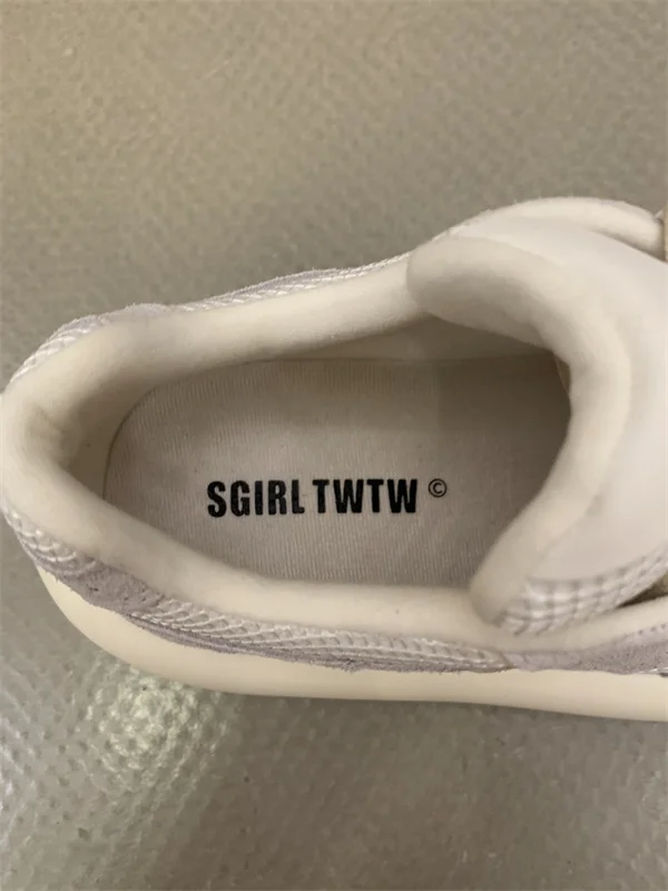 

Hot-selling summer new arrivals: Summer outdoor walking shoes with comfortable slip-resistant soles and spacious design hiking b