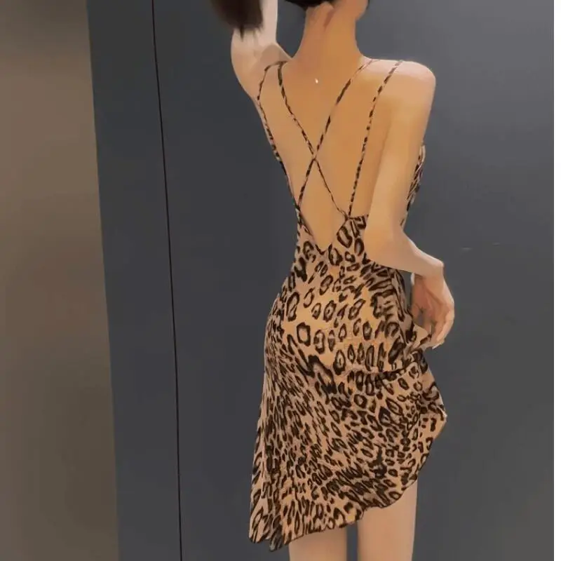 

Sexy Spaghetti Strap Dress Leisure Wear Backless Leopard Print Nightdress with Padded Cups Fashion Back Beauty Dopamine Hot